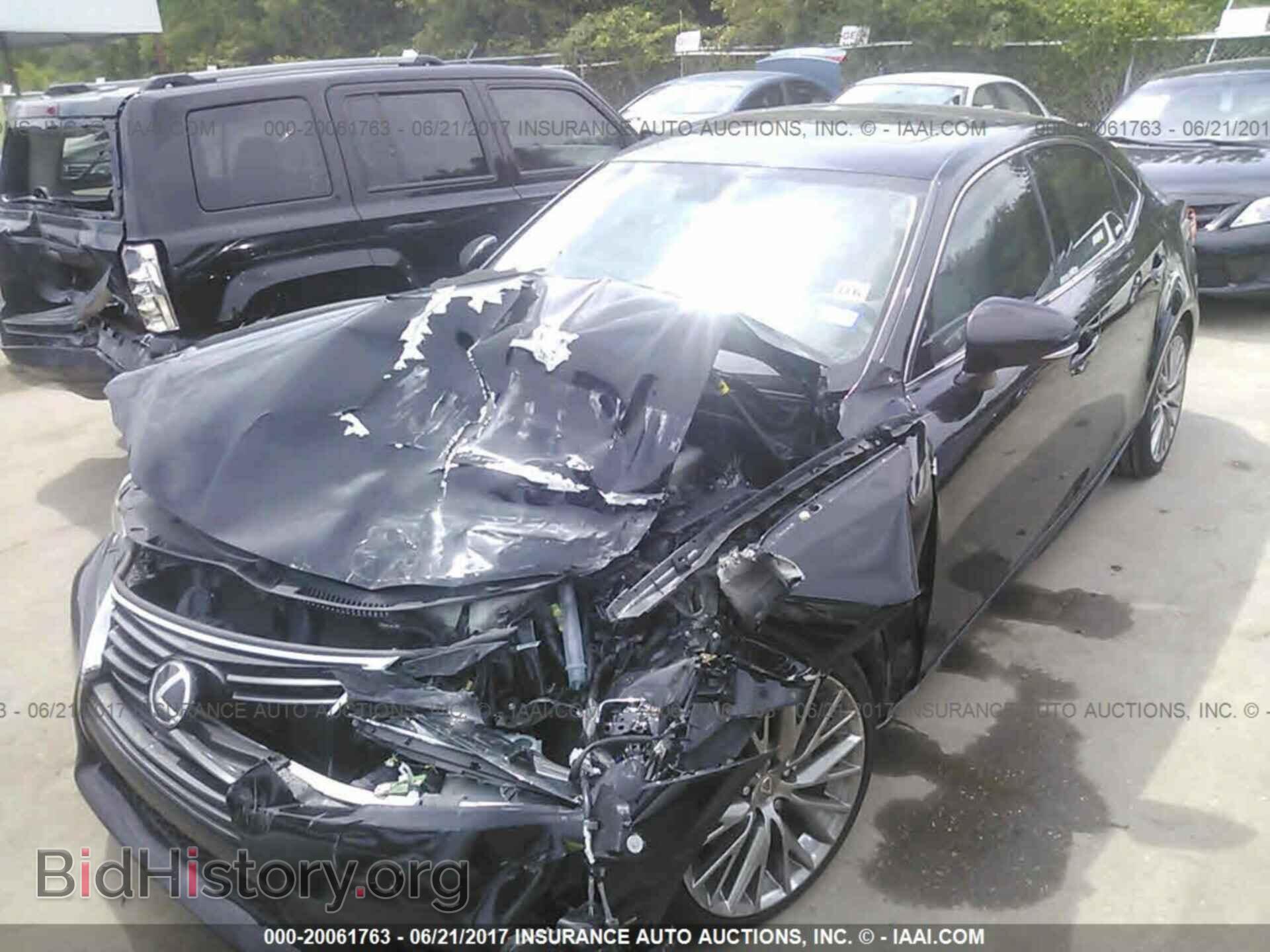 2015 Lexus Is - VIN: JTHBF1D23F5065721 - Photo 2