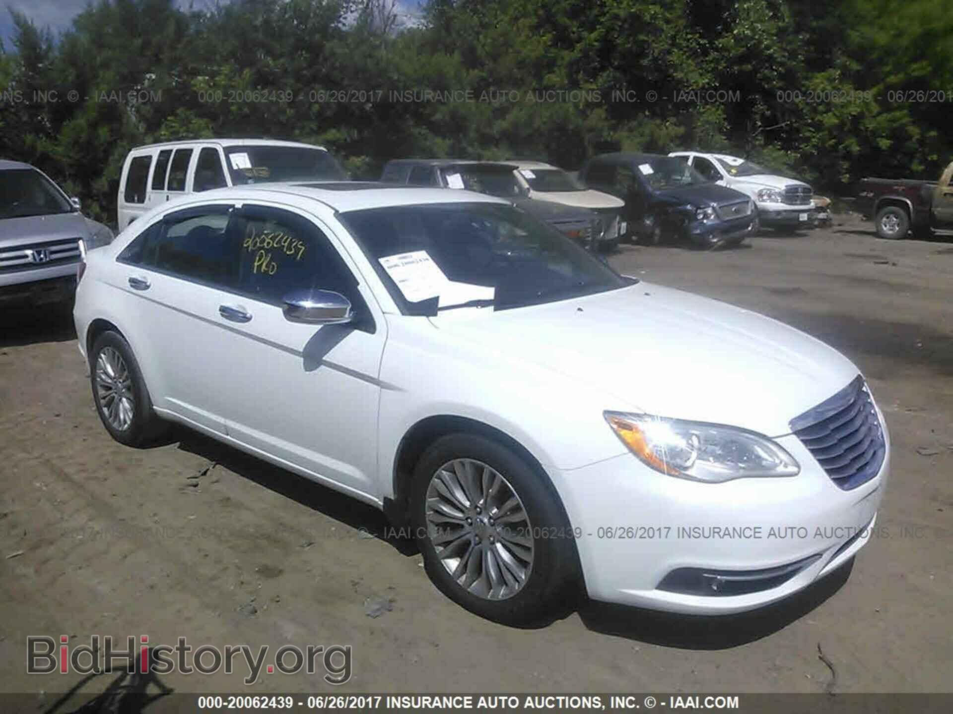 2013 Chrysler 200 - VIN: 1C3CCBCG4DN578852 - Photo 6