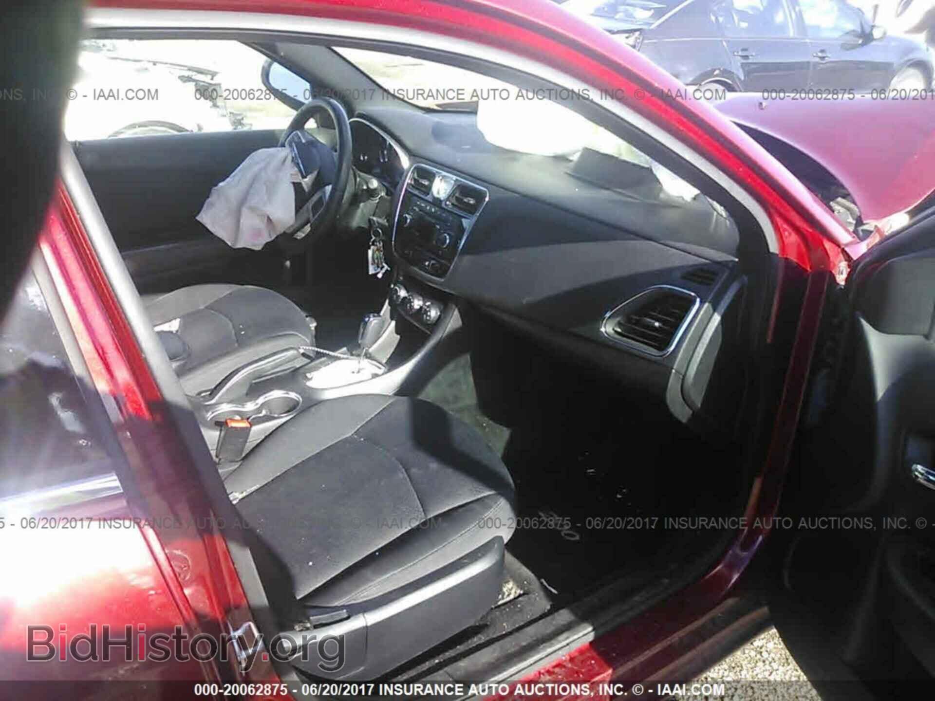 2013 Chrysler 200 - VIN: 1C3CCBBB0DN745388 - Фото 5