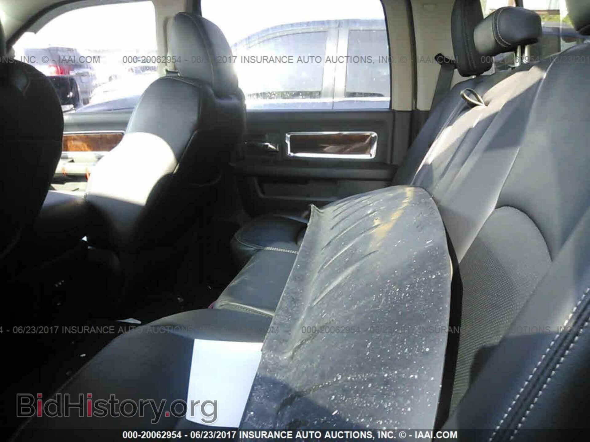 2011 Dodge Ram 1500 - VIN: 1D7RB1CT0BS637528 - Фото 8
