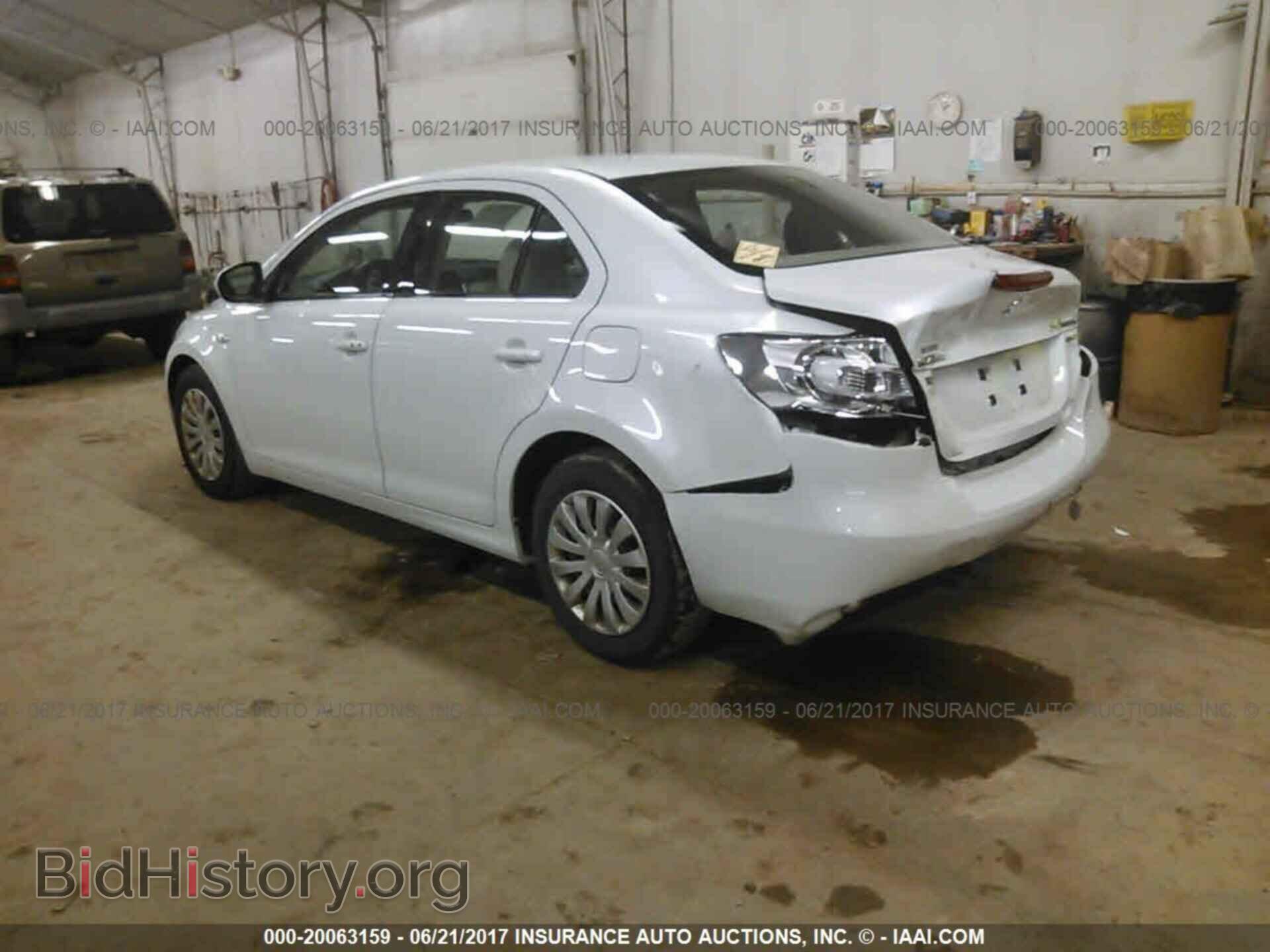 2012 Suzuki Kizashi - VIN: JS2RF9A12C6100304 - Photo 3