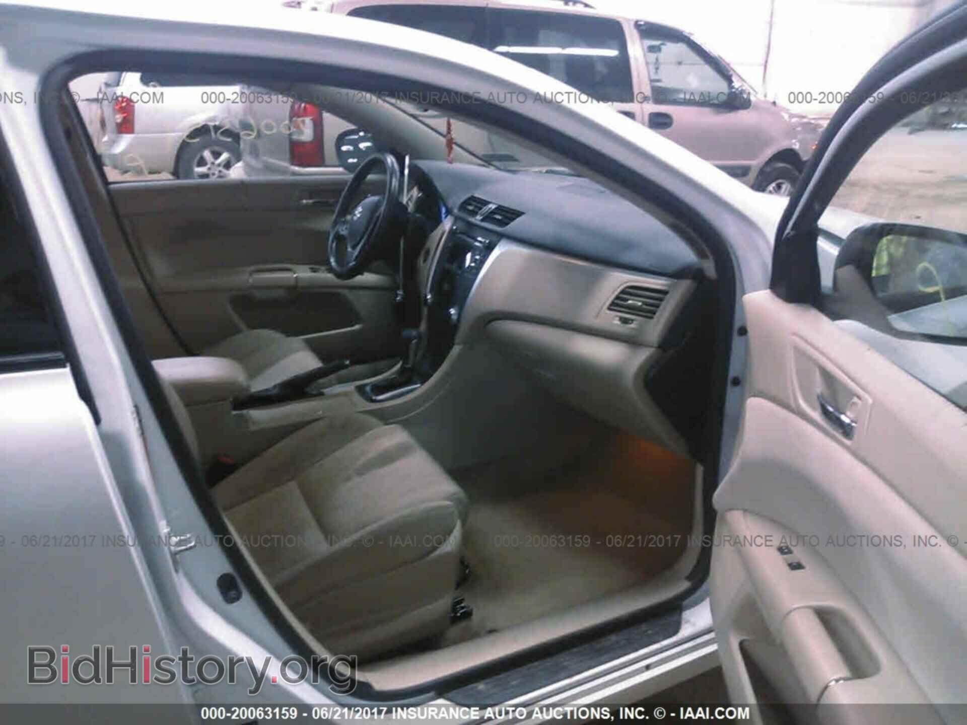2012 Suzuki Kizashi - VIN: JS2RF9A12C6100304 - Photo 5