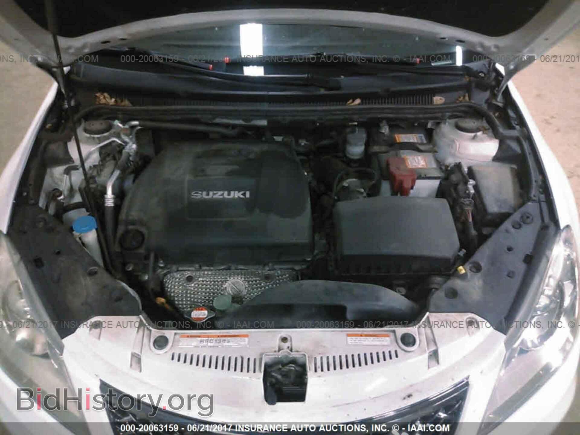 2012 Suzuki Kizashi - VIN: JS2RF9A12C6100304 - Photo 10