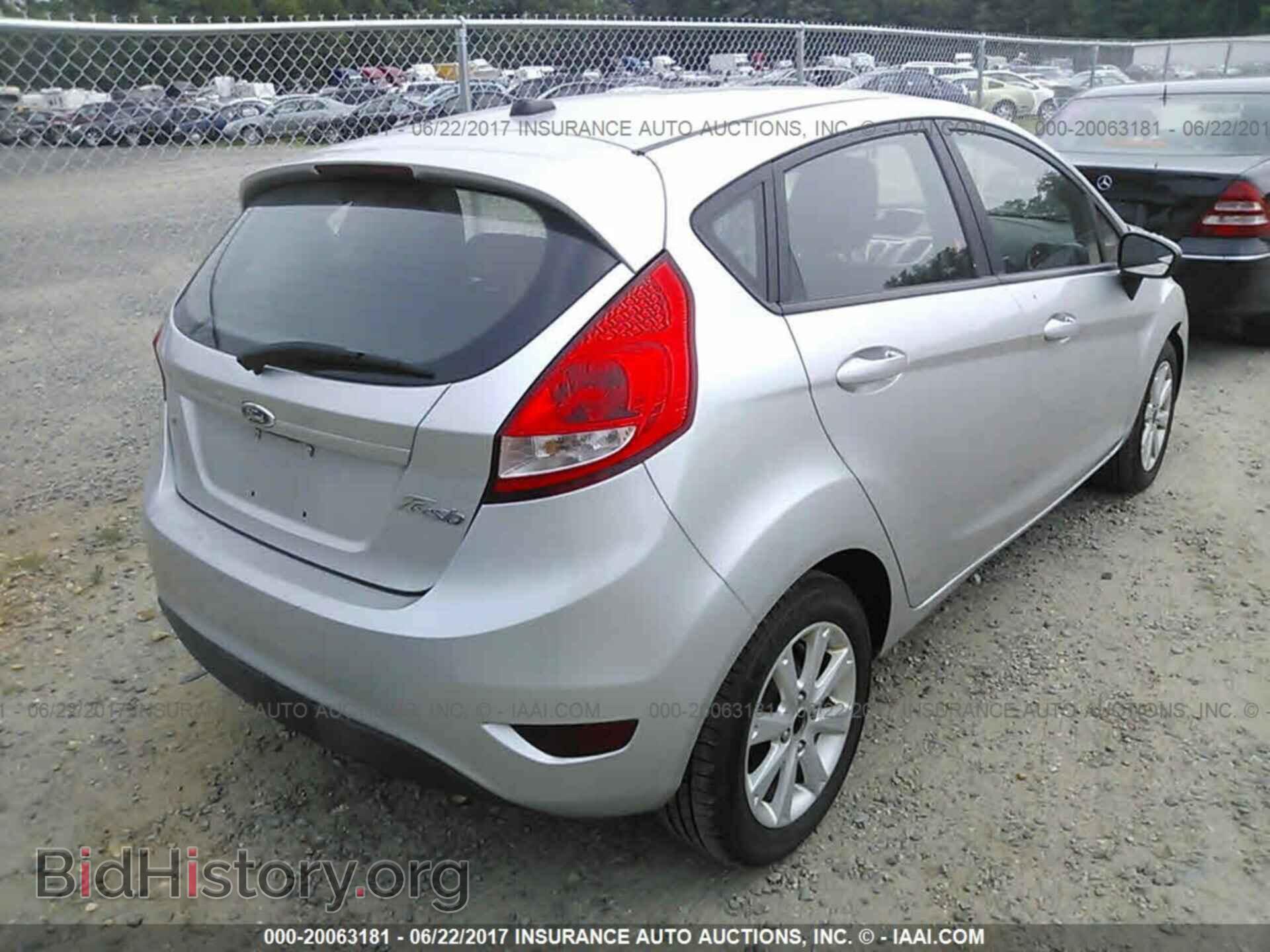 2011 Ford Fiesta - VIN: 3FADP4EJ3BM174916 - Фото 4