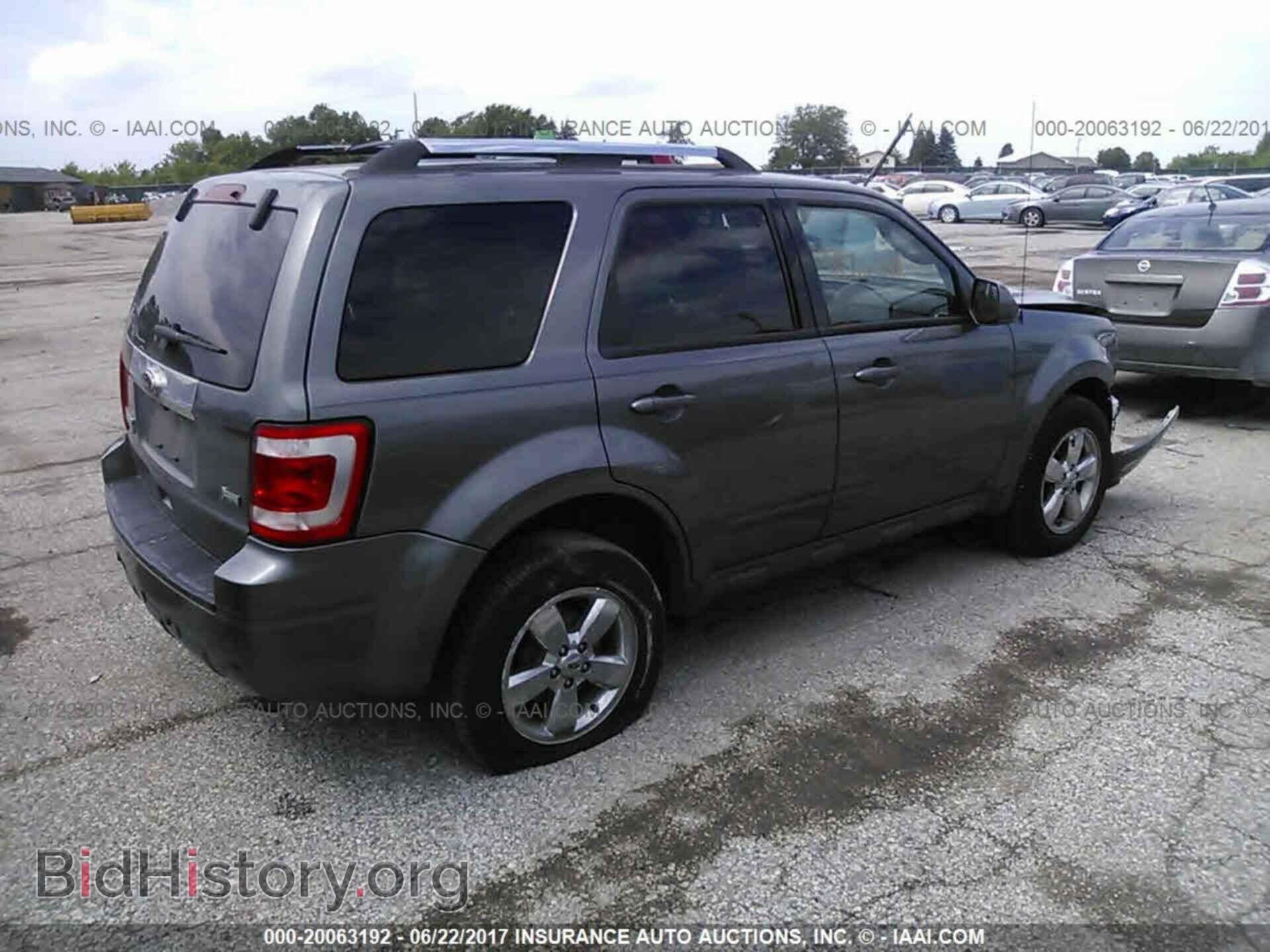 2011 Ford Escape - VIN: 1FMCU9EG5BKA43361 - Photo 4
