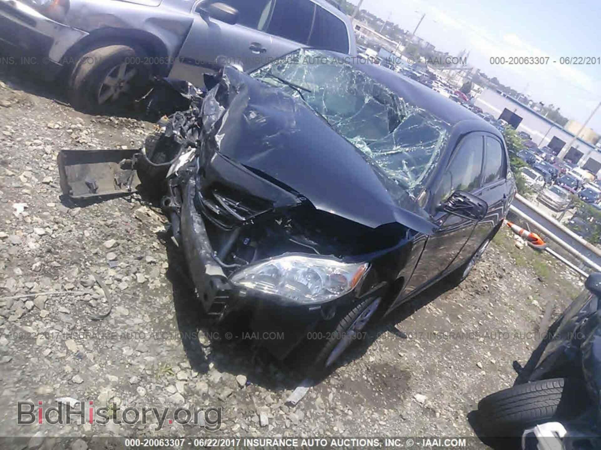 2013 Toyota Corolla - VIN: 2T1BU4EE5DC976120 - Photo 2
