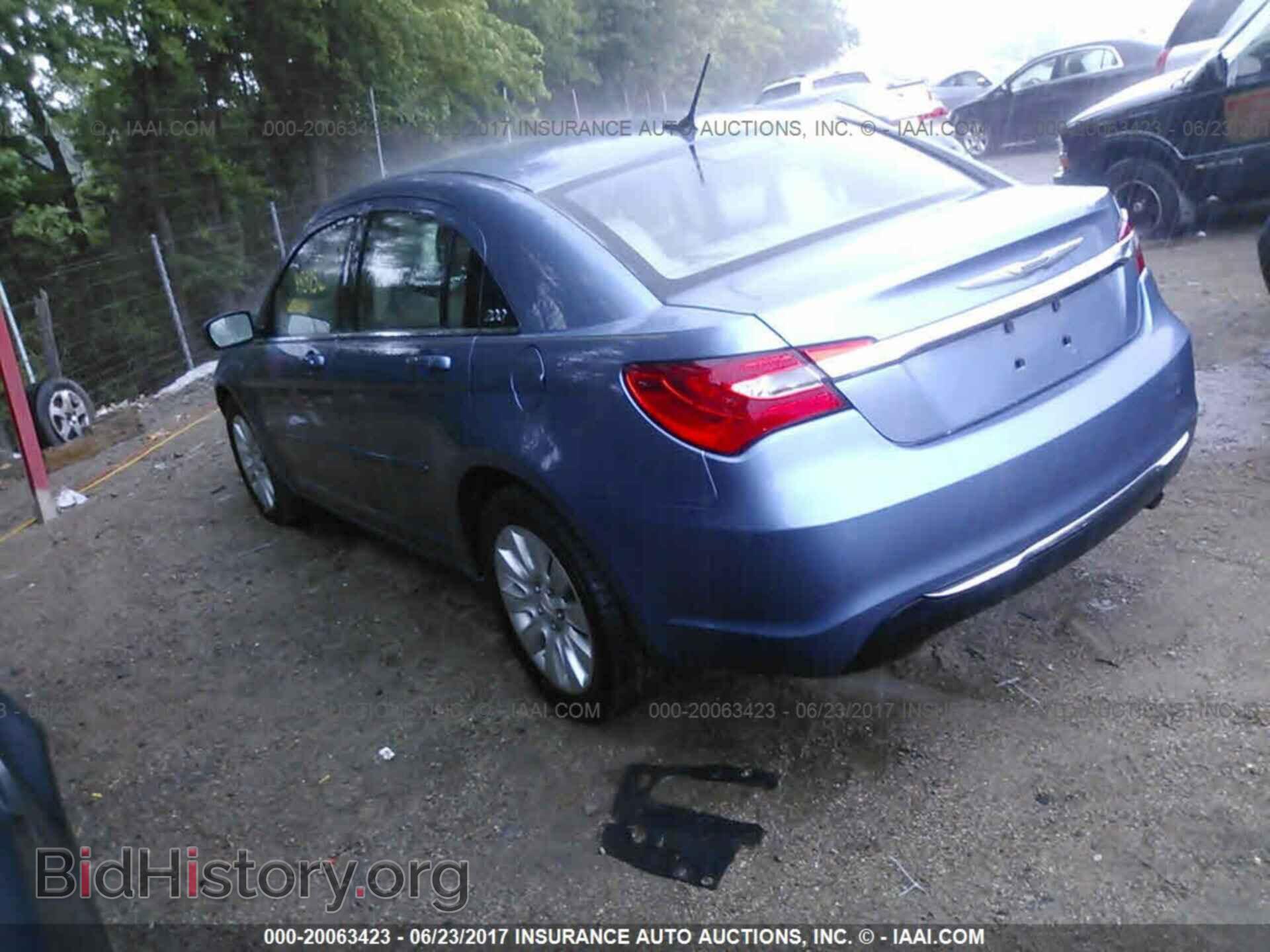 2011 Chrysler 200 - VIN: 1C3BC4FB5BN593123 - Photo 3