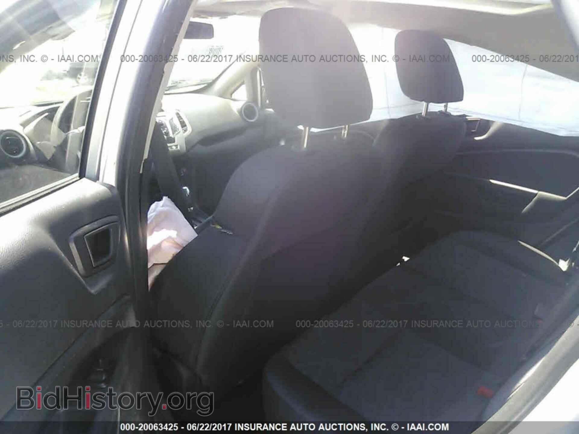 2012 Ford Fiesta - VIN: 3FADP4BJ8CM111378 - Фото 8