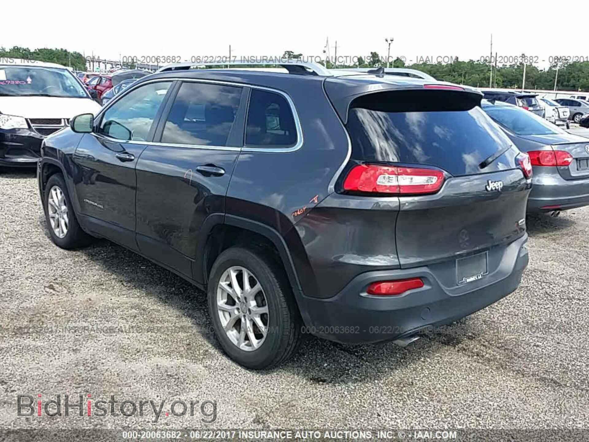 2014 Jeep Cherokee - VIN: 1C4PJLCSXEW167142 - Фото 3