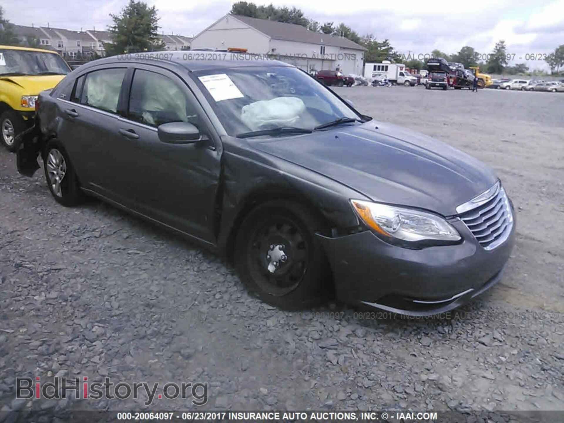 Photo 1C3CCBAB1DN735728 - Chrysler 200 2013