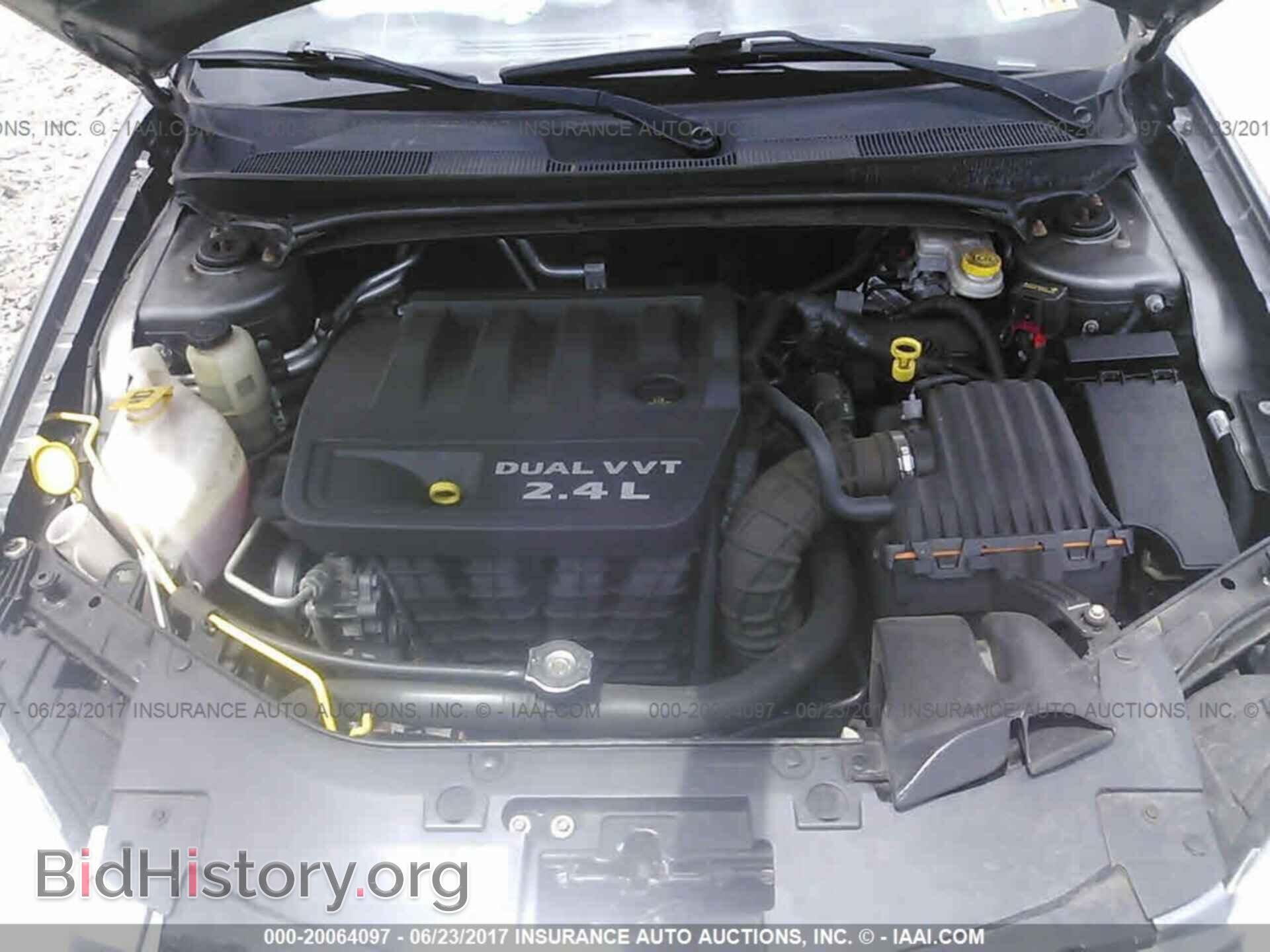 2013 Chrysler 200 - VIN: 1C3CCBAB1DN735728 - Photo 10