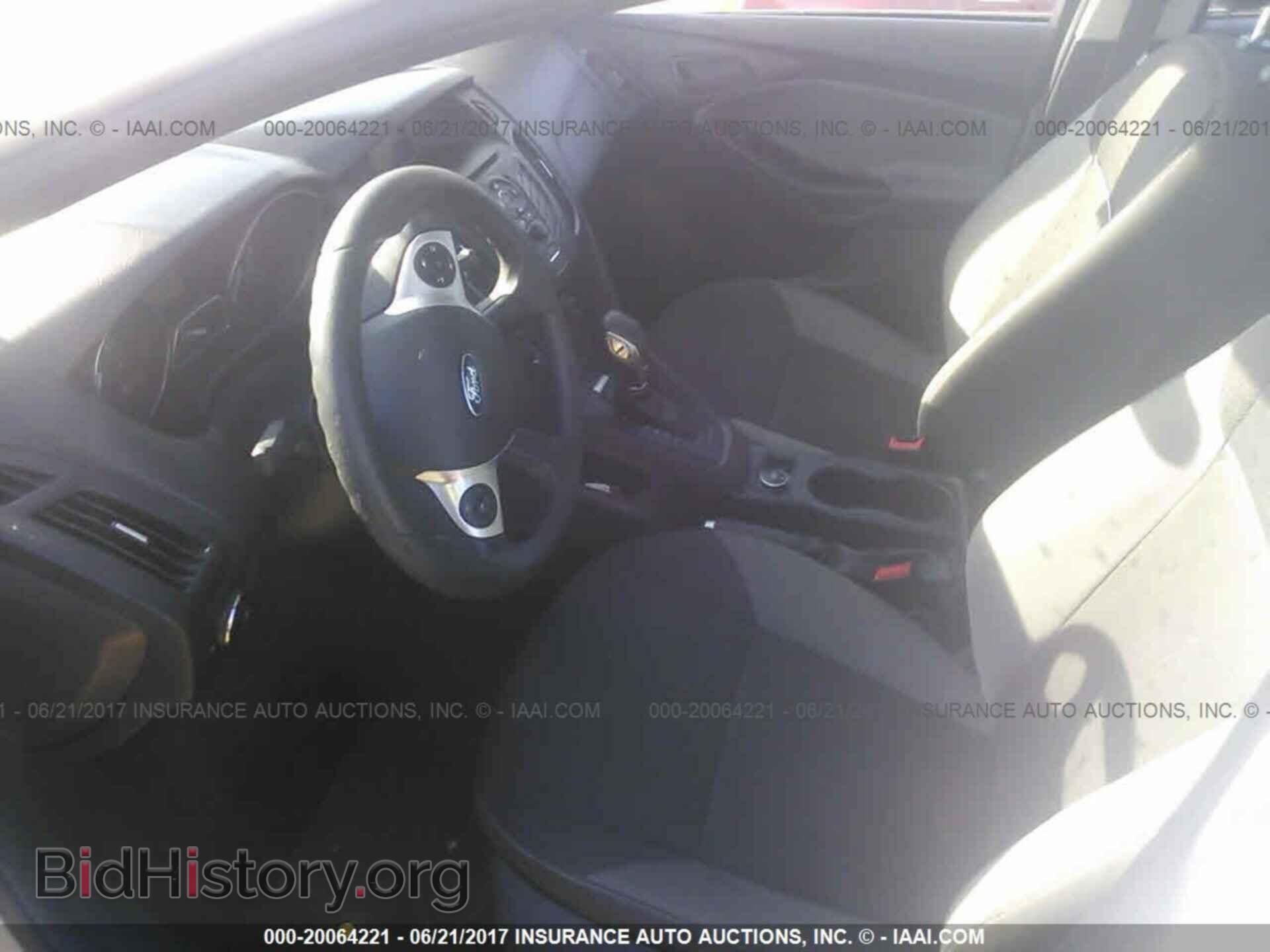 2014 Ford Focus - VIN: 1FADP3E20EL185901 - Photo 5