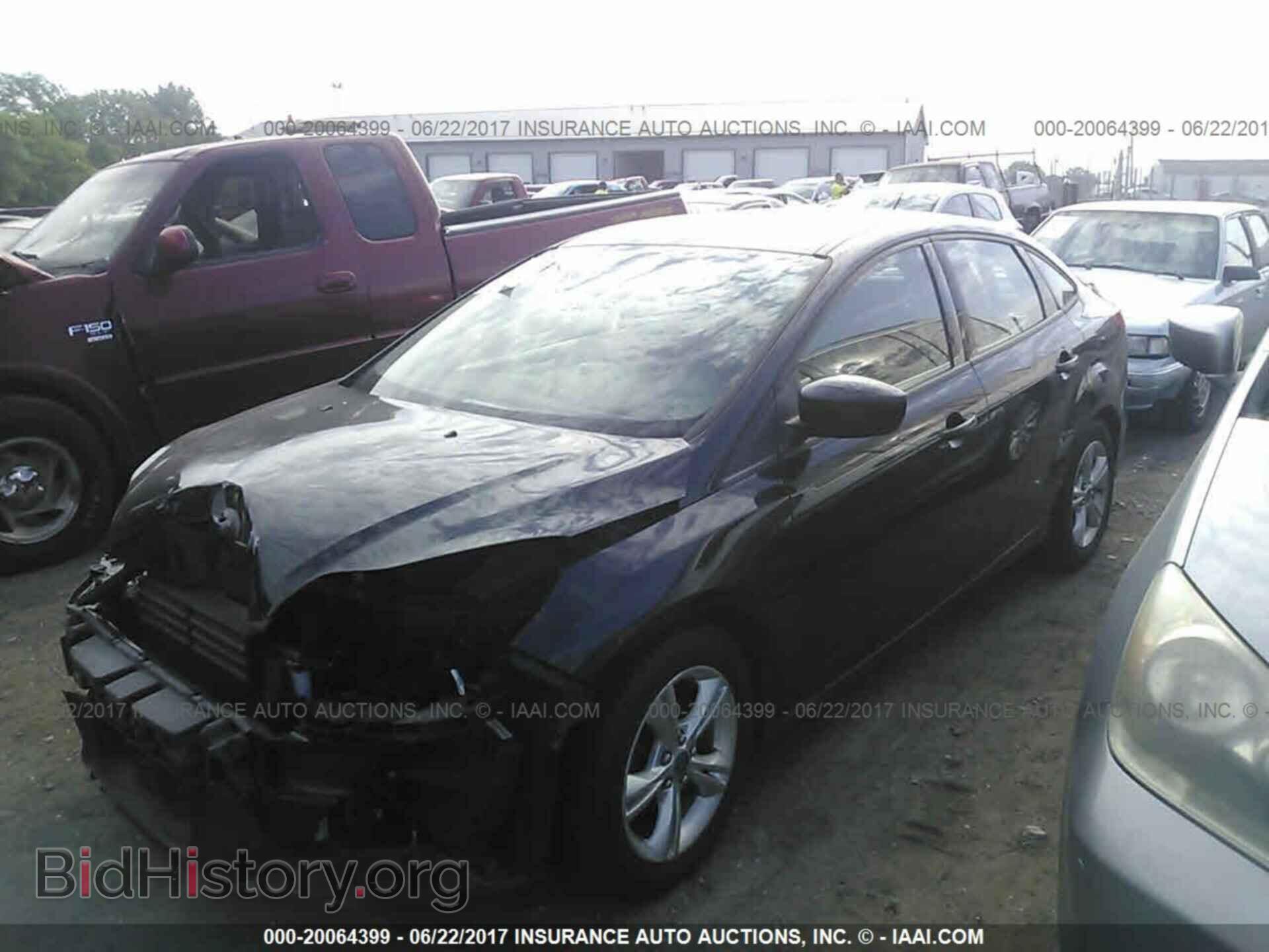2012 Ford Focus - VIN: 1FAHP3F2XCL447744 - Фото 2