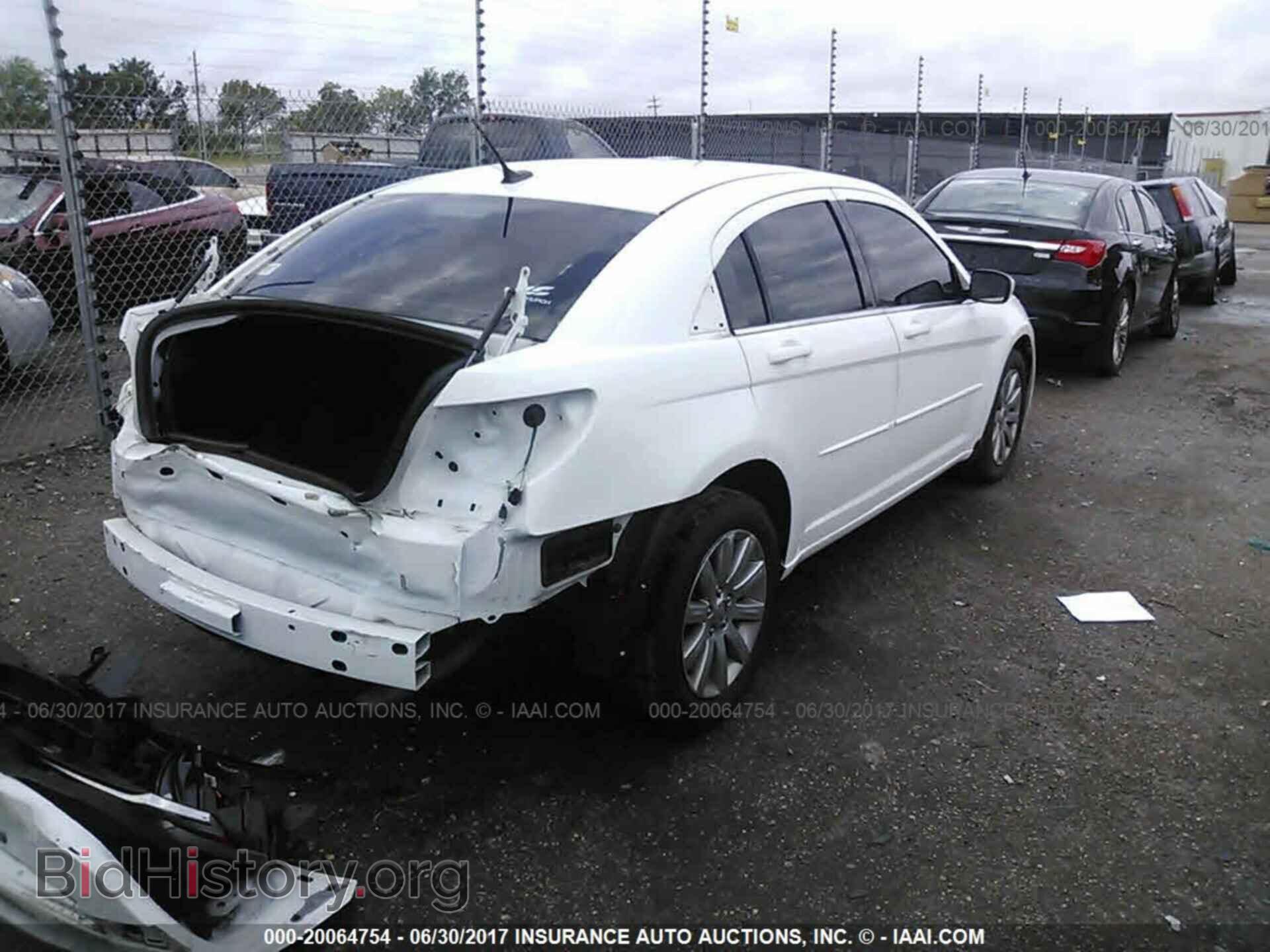 2012 Chrysler 200 - VIN: 1C3CCBBB4CN201104 - Фото 4