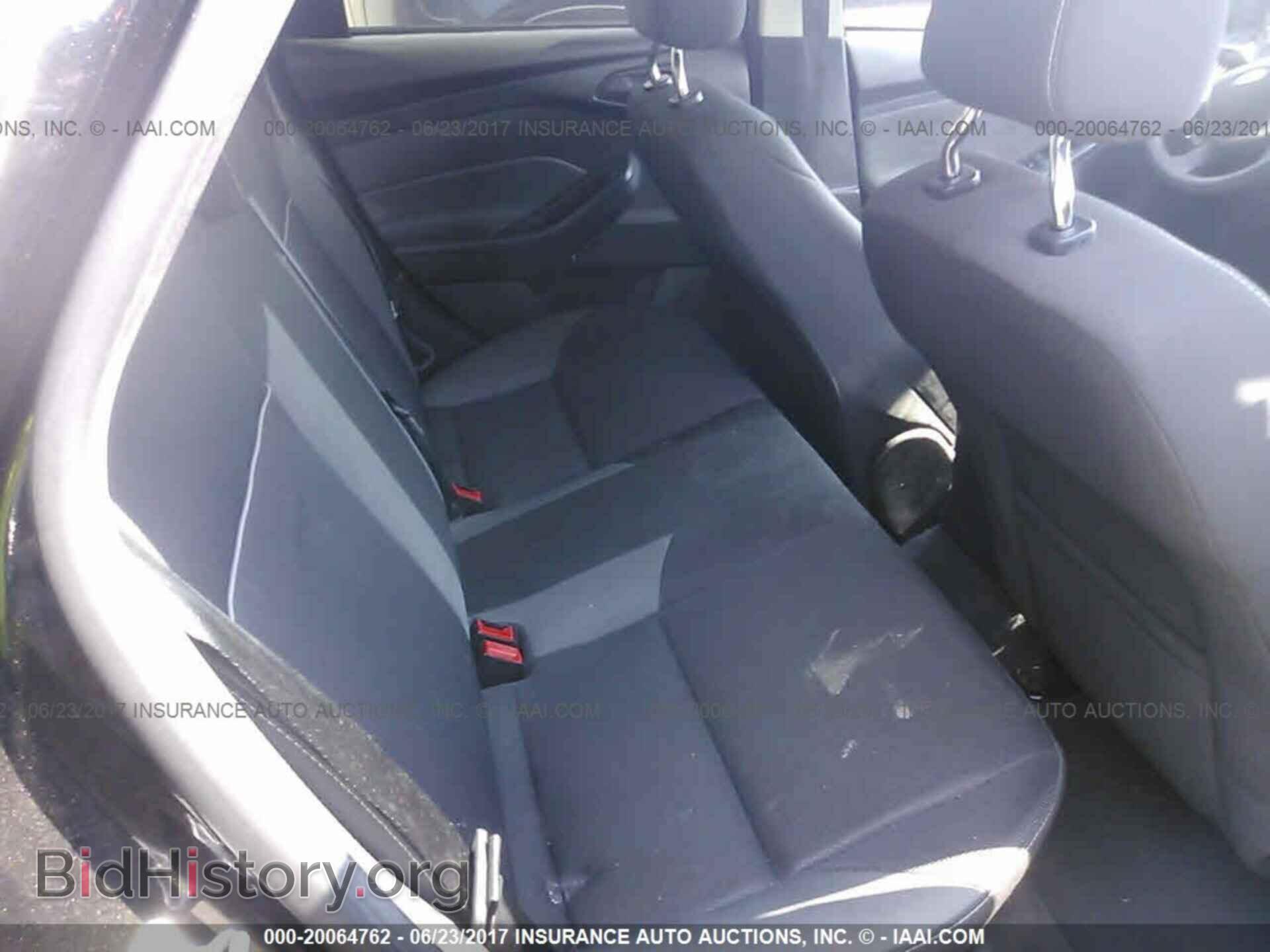 2012 Ford Focus - VIN: 1FAHP3F27CL347536 - Photo 8