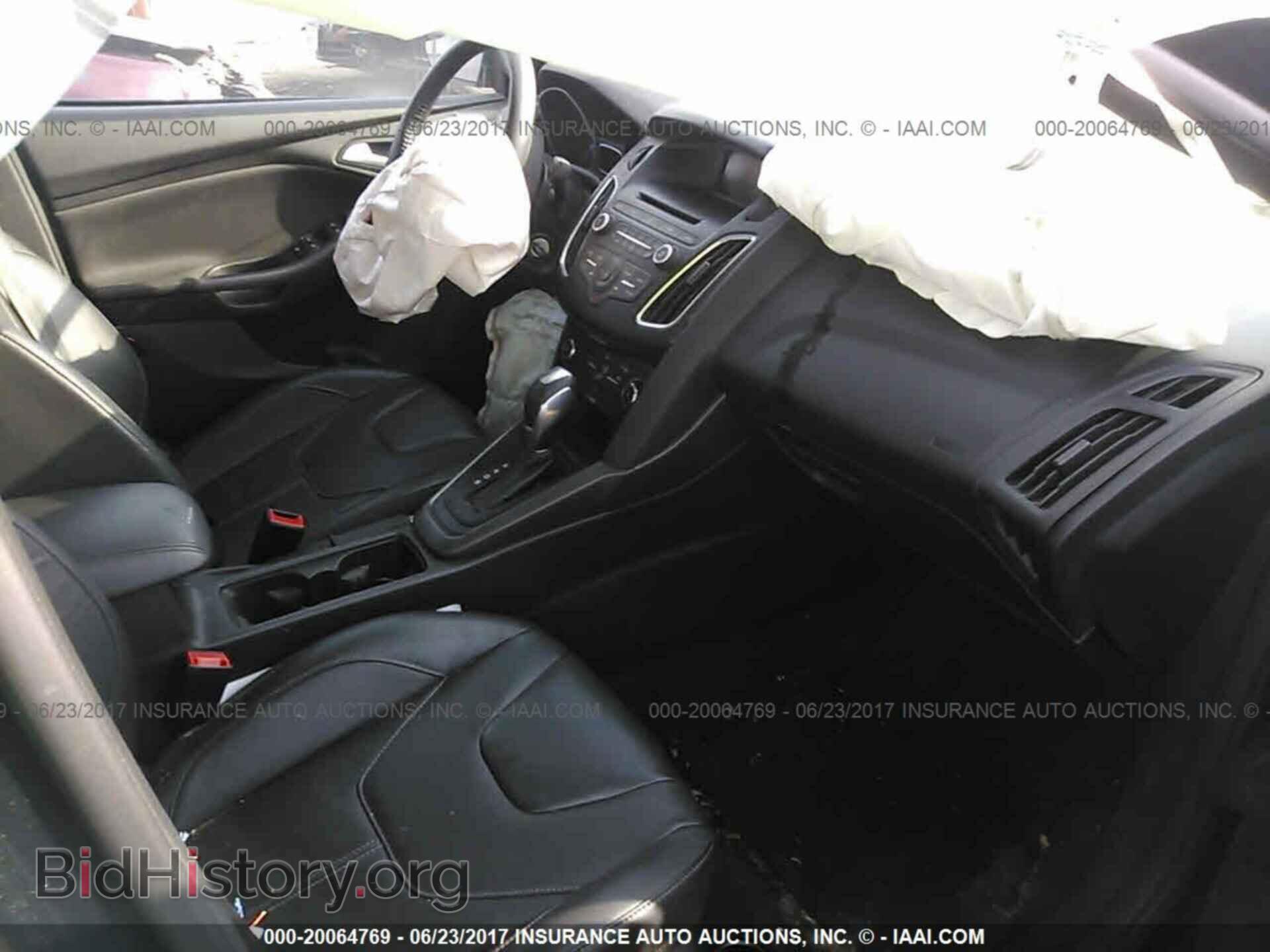 2015 Ford Focus - VIN: 1FADP3F29FL347489 - Photo 5