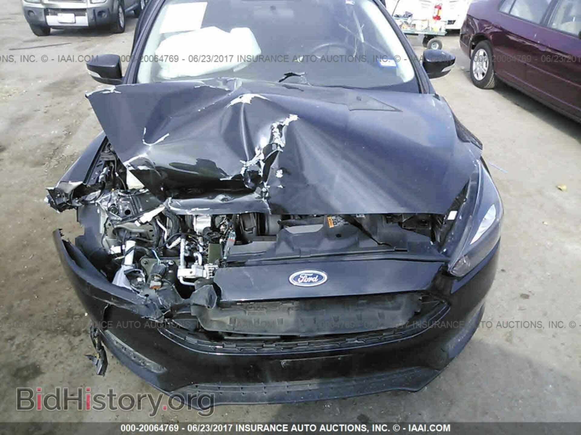 2015 Ford Focus - VIN: 1FADP3F29FL347489 - Photo 10