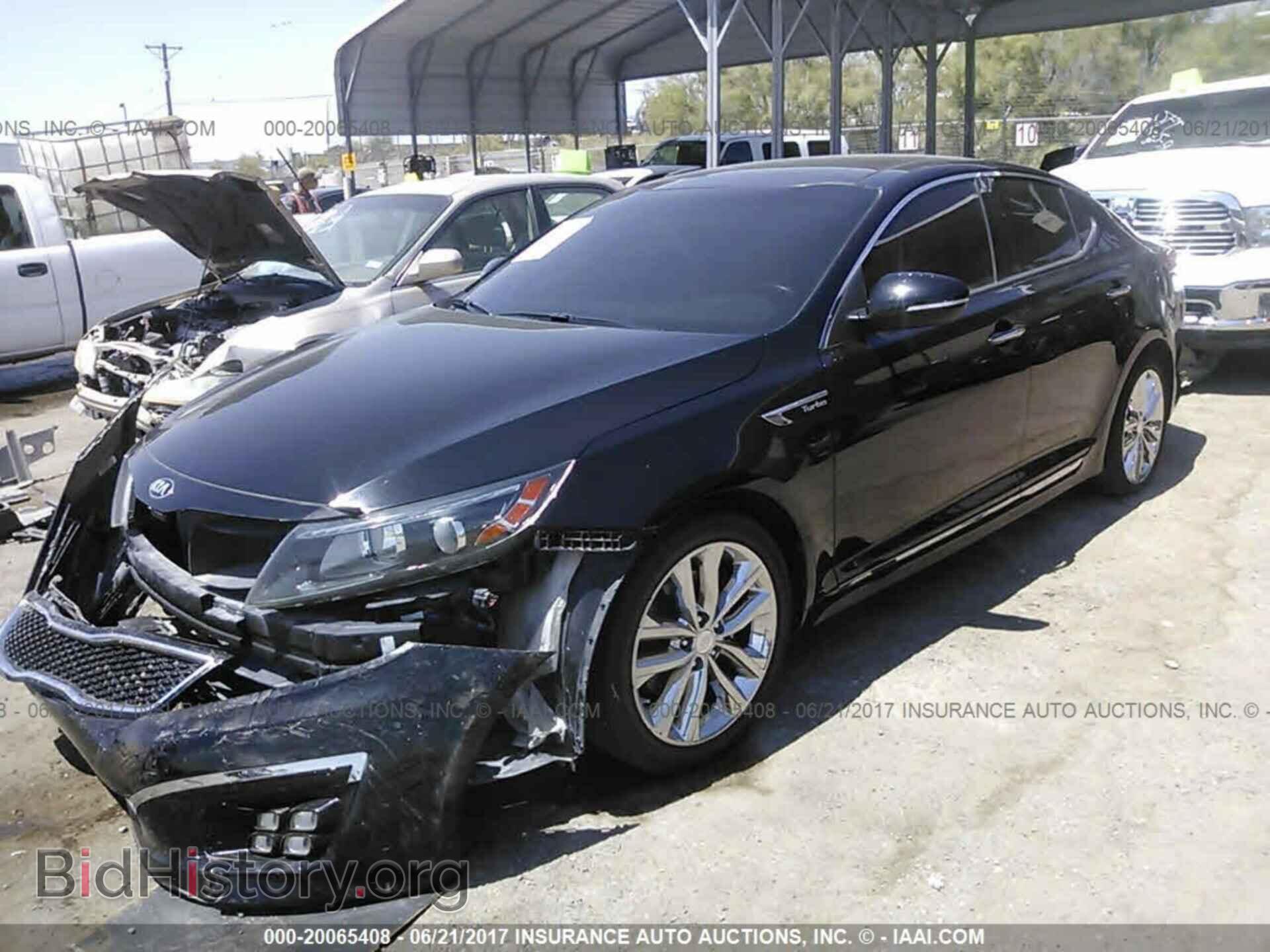 2014 Kia Optima - VIN: 5XXGR4A64EG341700 - Photo 2