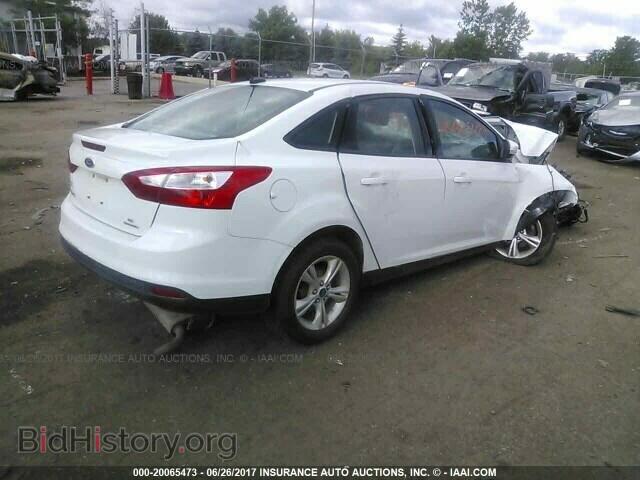 2014 Ford Focus - VIN: 1FADP3F23EL293377 - Photo 4