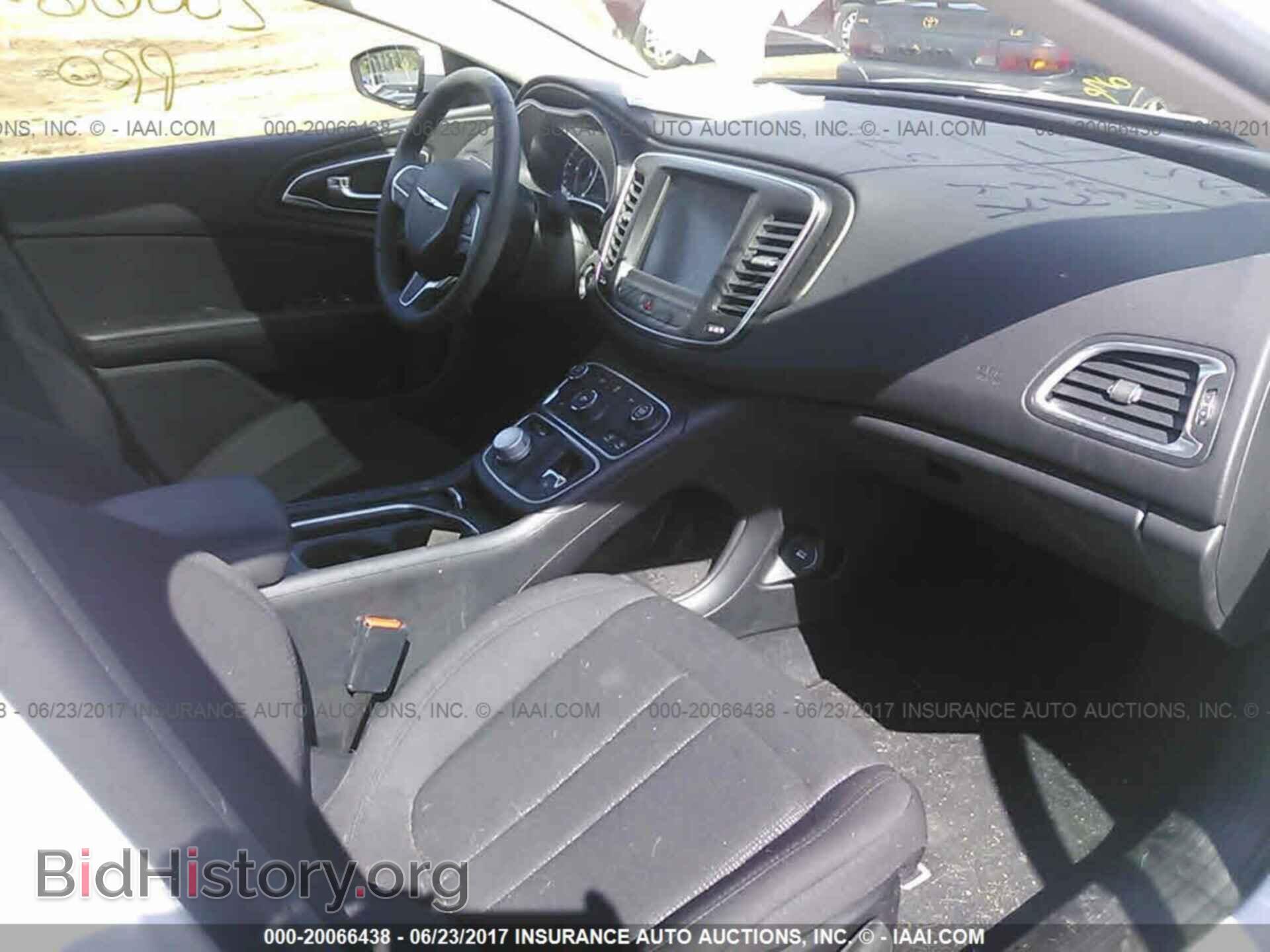 2016 Chrysler 200 - VIN: 1C3CCCAB2GN143121 - Фото 5