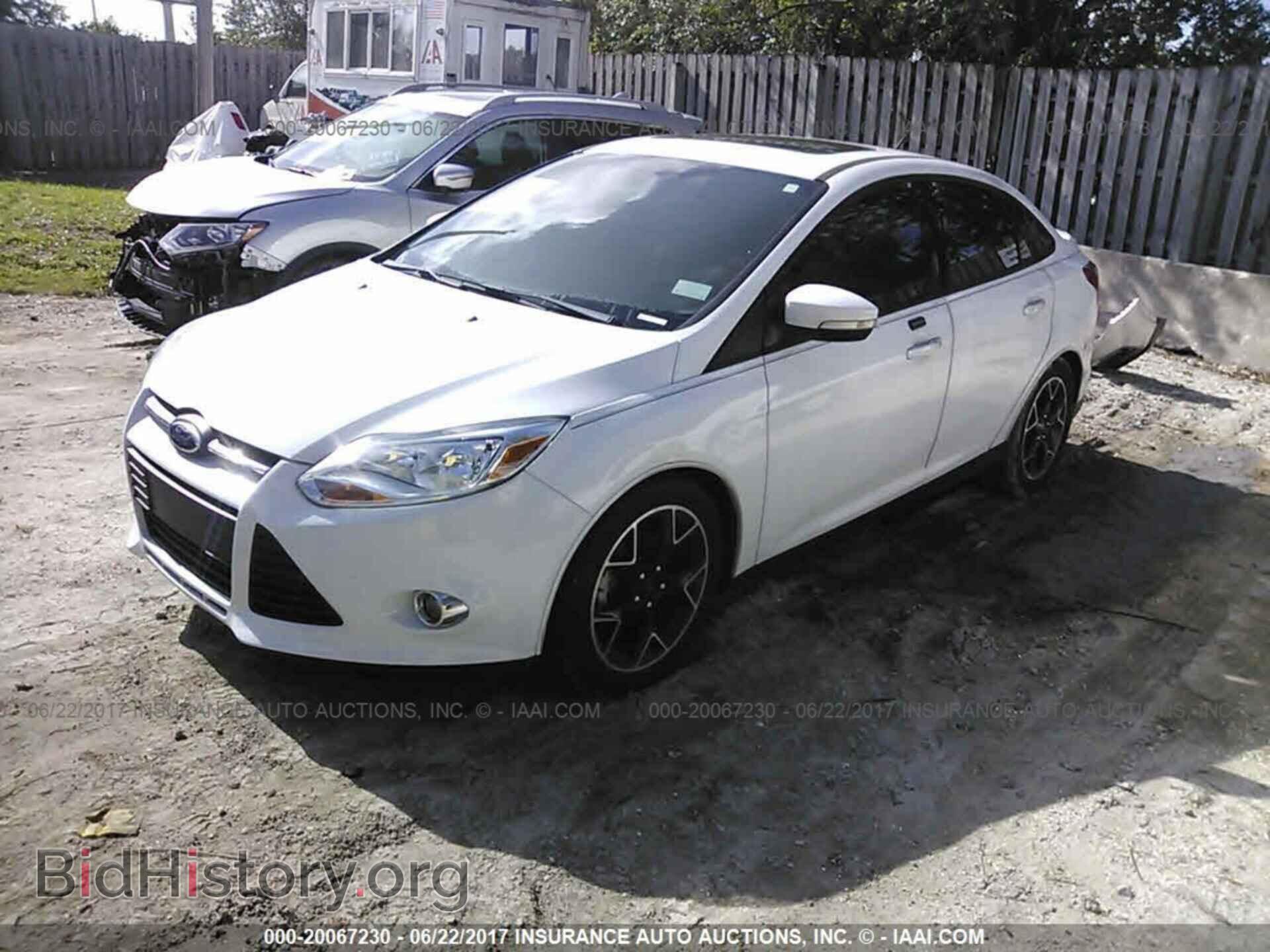 2014 Ford Focus - VIN: 1FADP3F24EL309683 - Фото 2