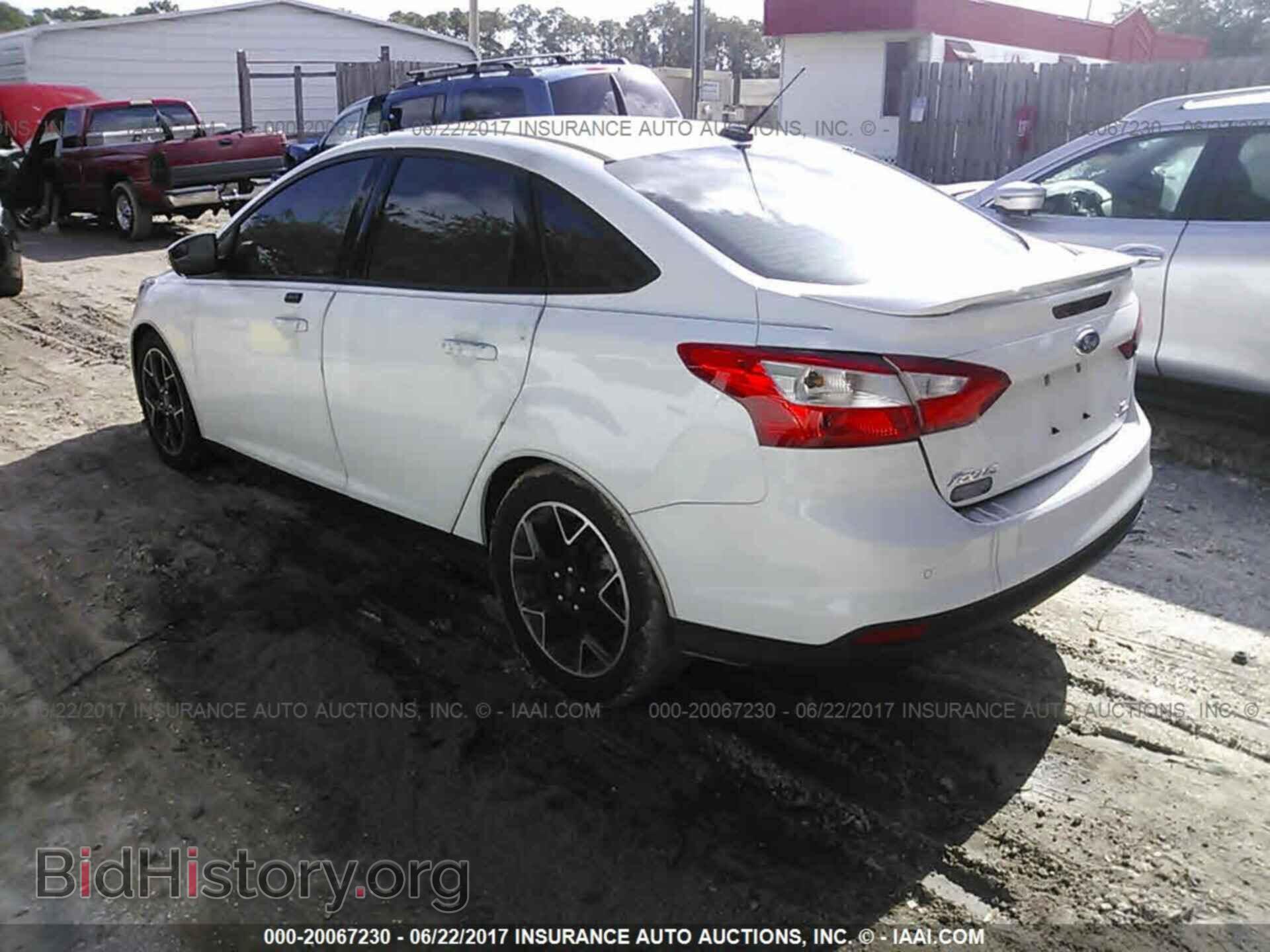 2014 Ford Focus - VIN: 1FADP3F24EL309683 - Фото 3