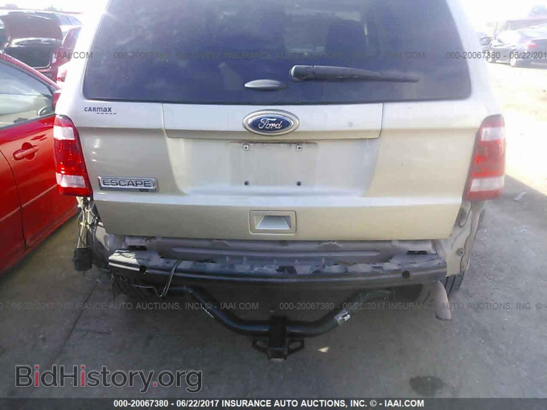 2012 Ford Escape - VIN: 1FMCU0D76CKB41684 - Photo 6