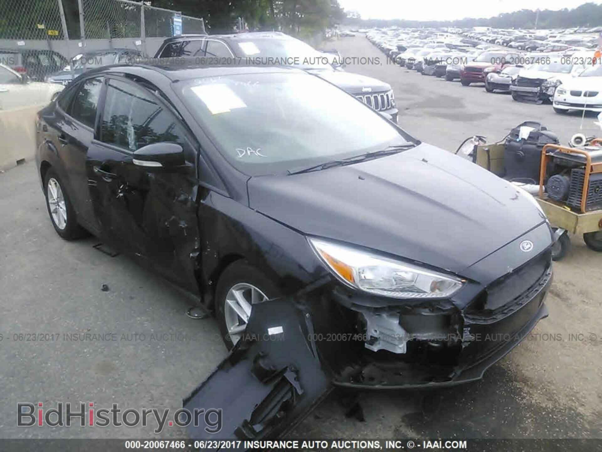 Фотография 1FADP3F21FL323221 - Ford Focus 2015