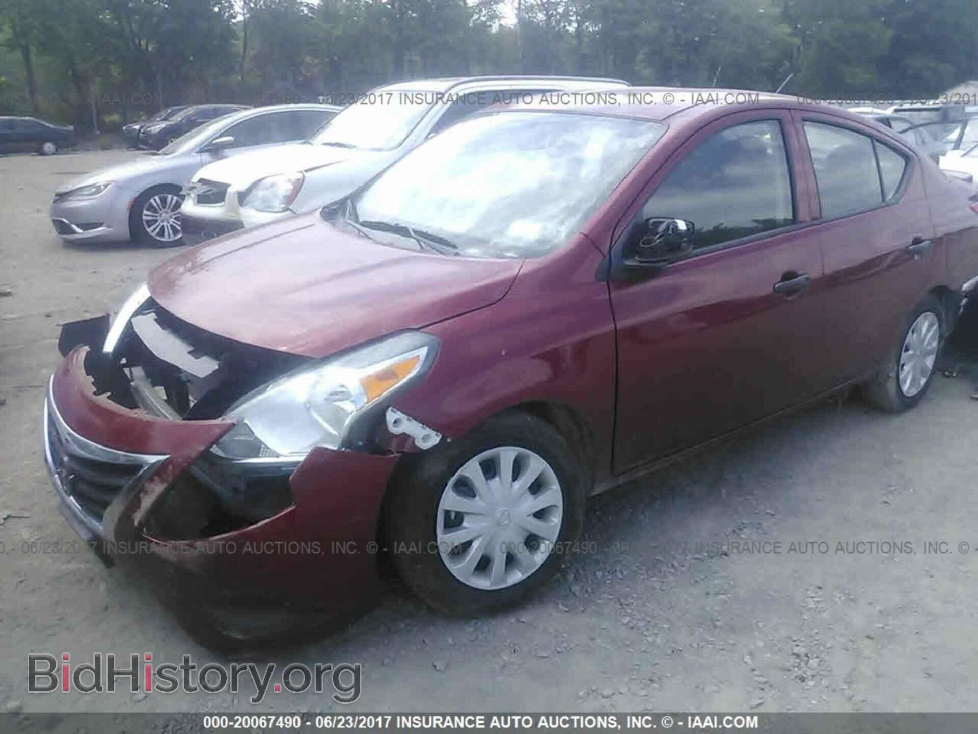 2017 Nissan Versa - VIN: 3N1CN7APXHL817853 - Фото 2