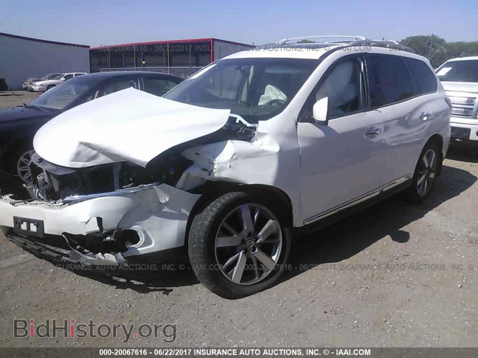 2013 Nissan Pathfinder - VIN: 5N1AR2MM0DC660168 - Фото 2