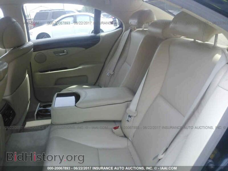 2011 Lexus LS (VIN JTHCL5EF8B5011119) — фото 8 из 10