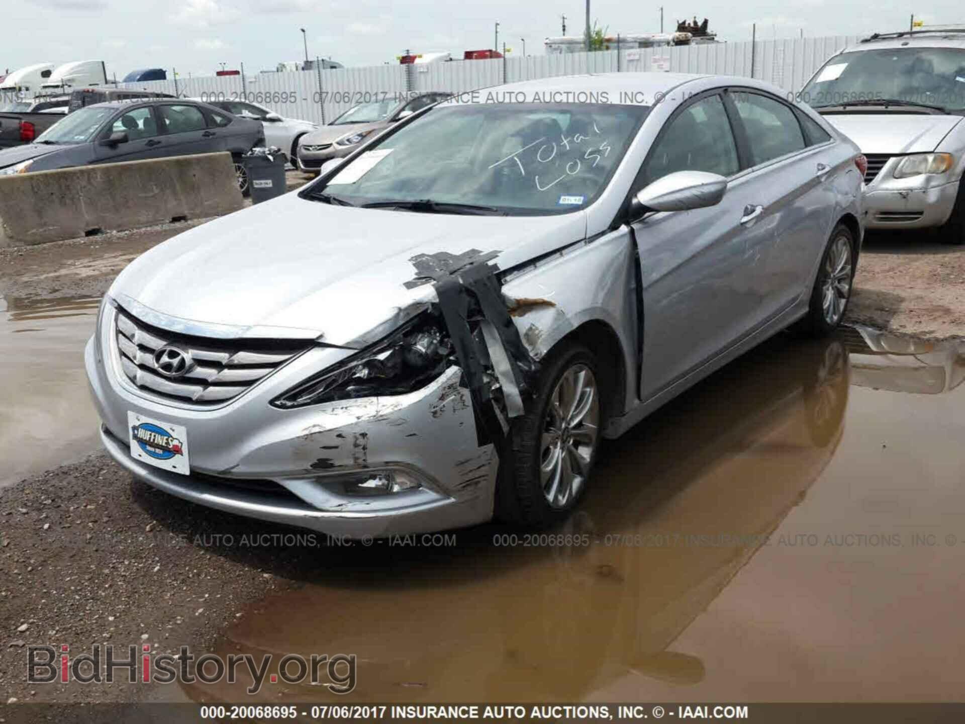 2012 Hyundai Sonata - VIN: 5NPEC4AC0CH466791 - Фото 2
