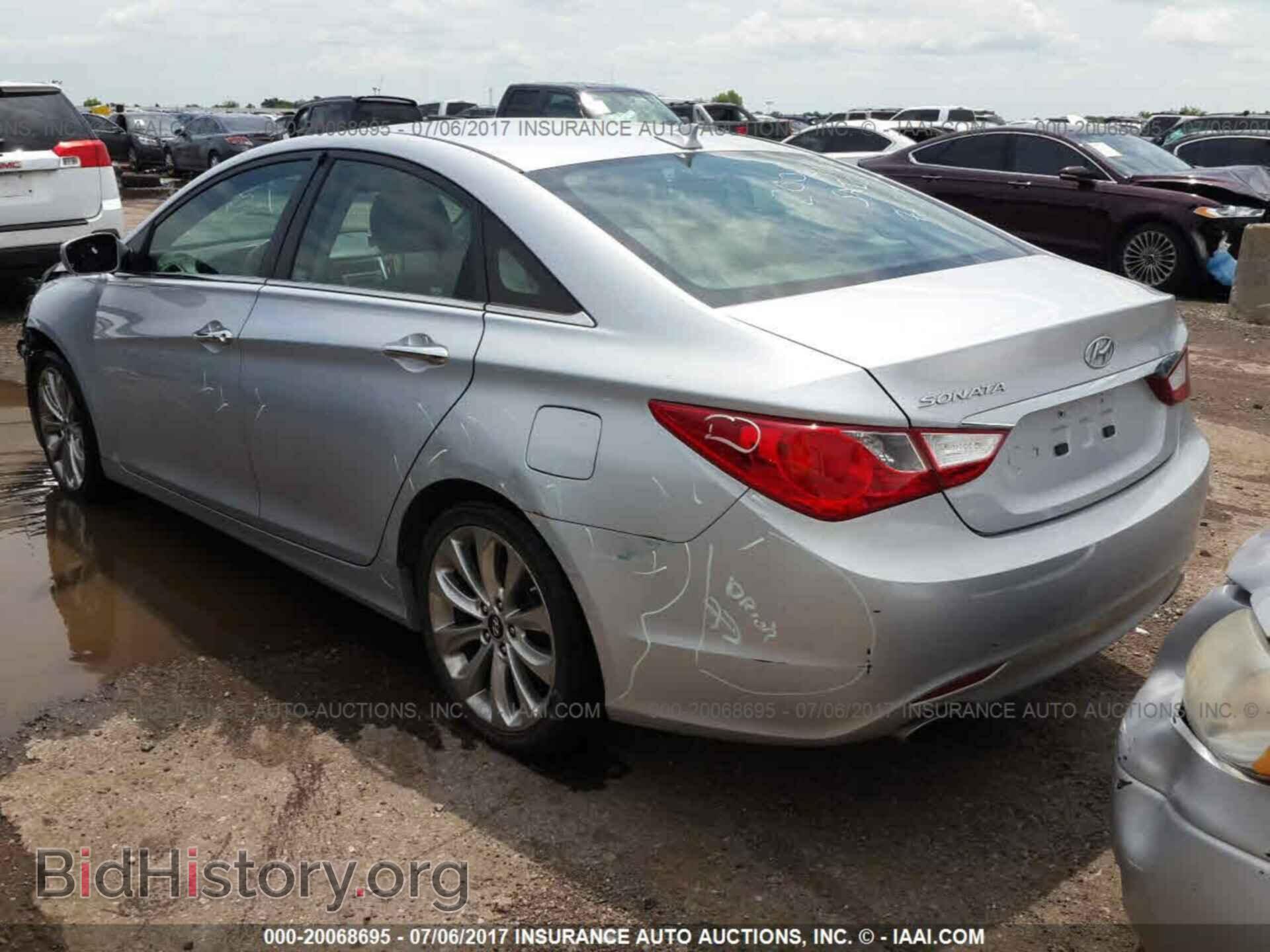 2012 Hyundai Sonata - VIN: 5NPEC4AC0CH466791 - Фото 3