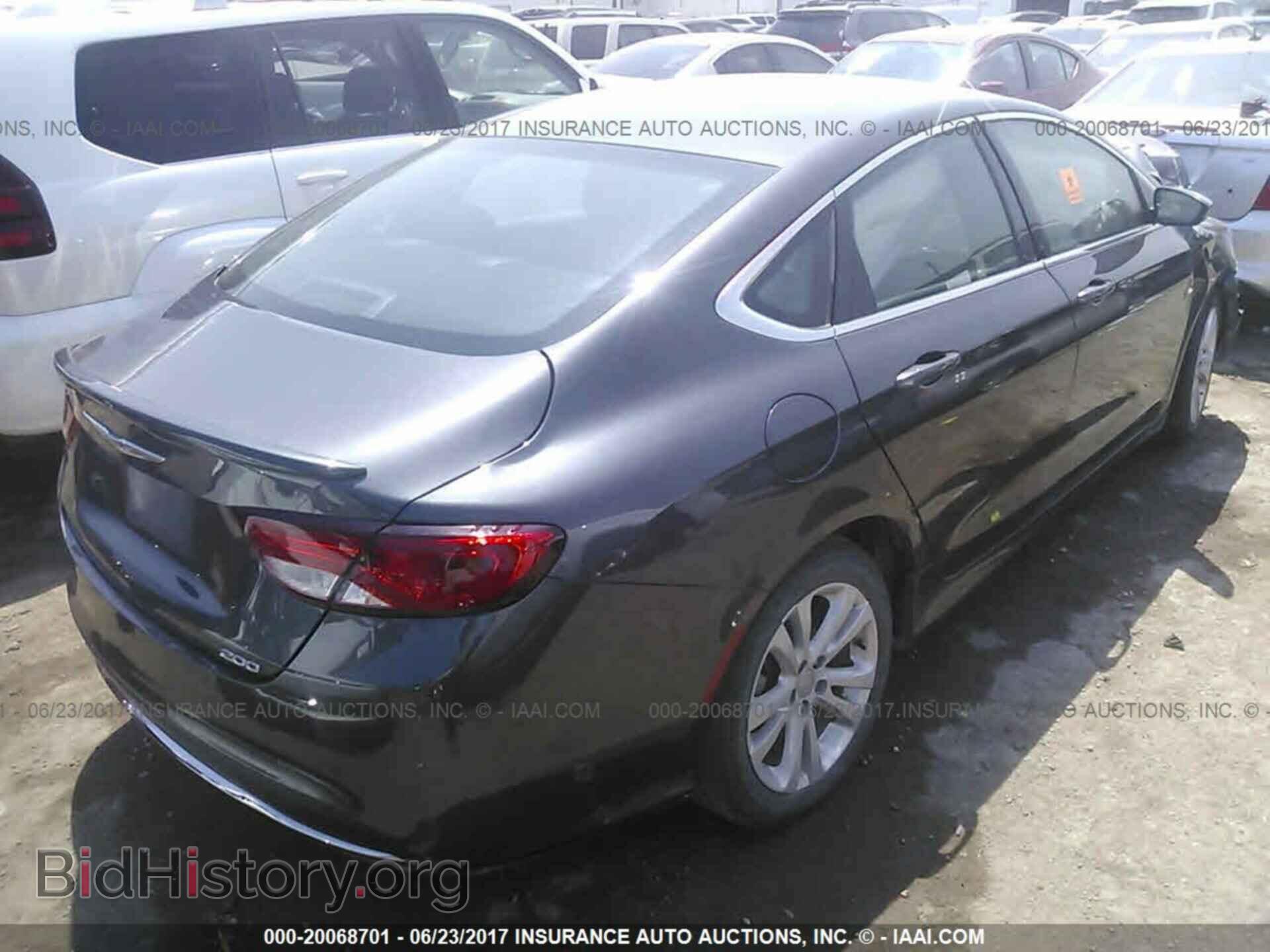 2016 Chrysler 200 - VIN: 1C3CCCAB7GN107716 - Фото 4
