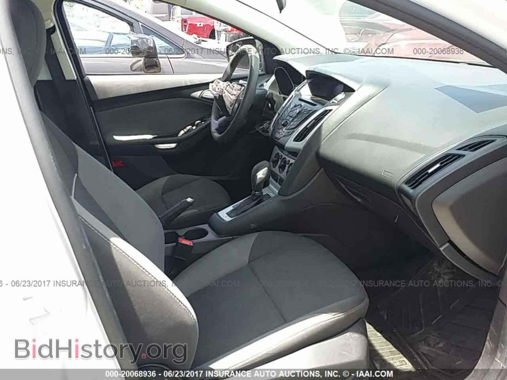 2014 Ford Focus - VIN: 1FADP3F2XEL170529 - Photo 5