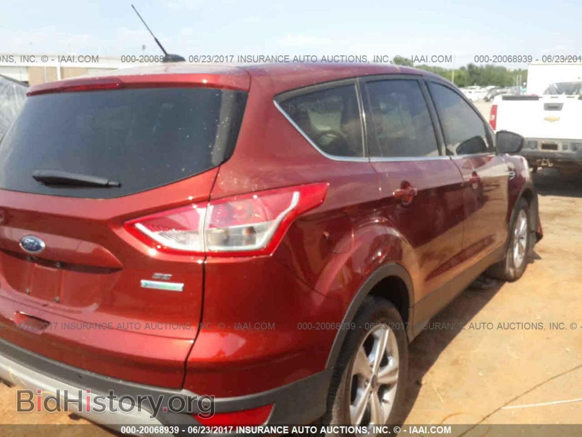 2014 Ford Escape - VIN: 1FMCU0G95EUC76613 - Photo 4