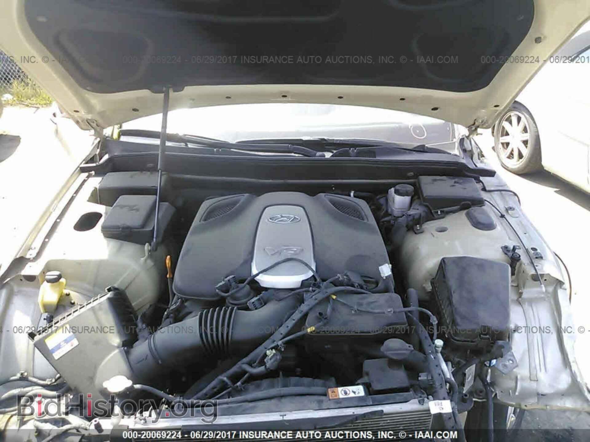 2012 Hyundai Genesis - VIN: KMHGC4DF6CU184915 - Фото 10