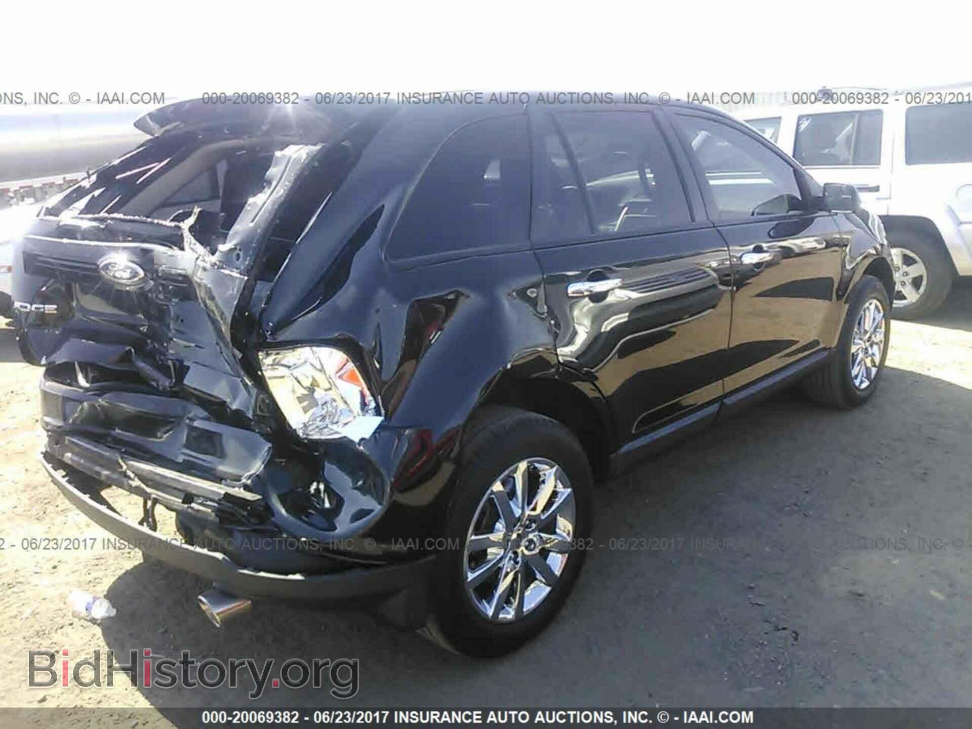 2011 Ford Edge - VIN: 2FMDK3JC1BBB18299 - Photo 4