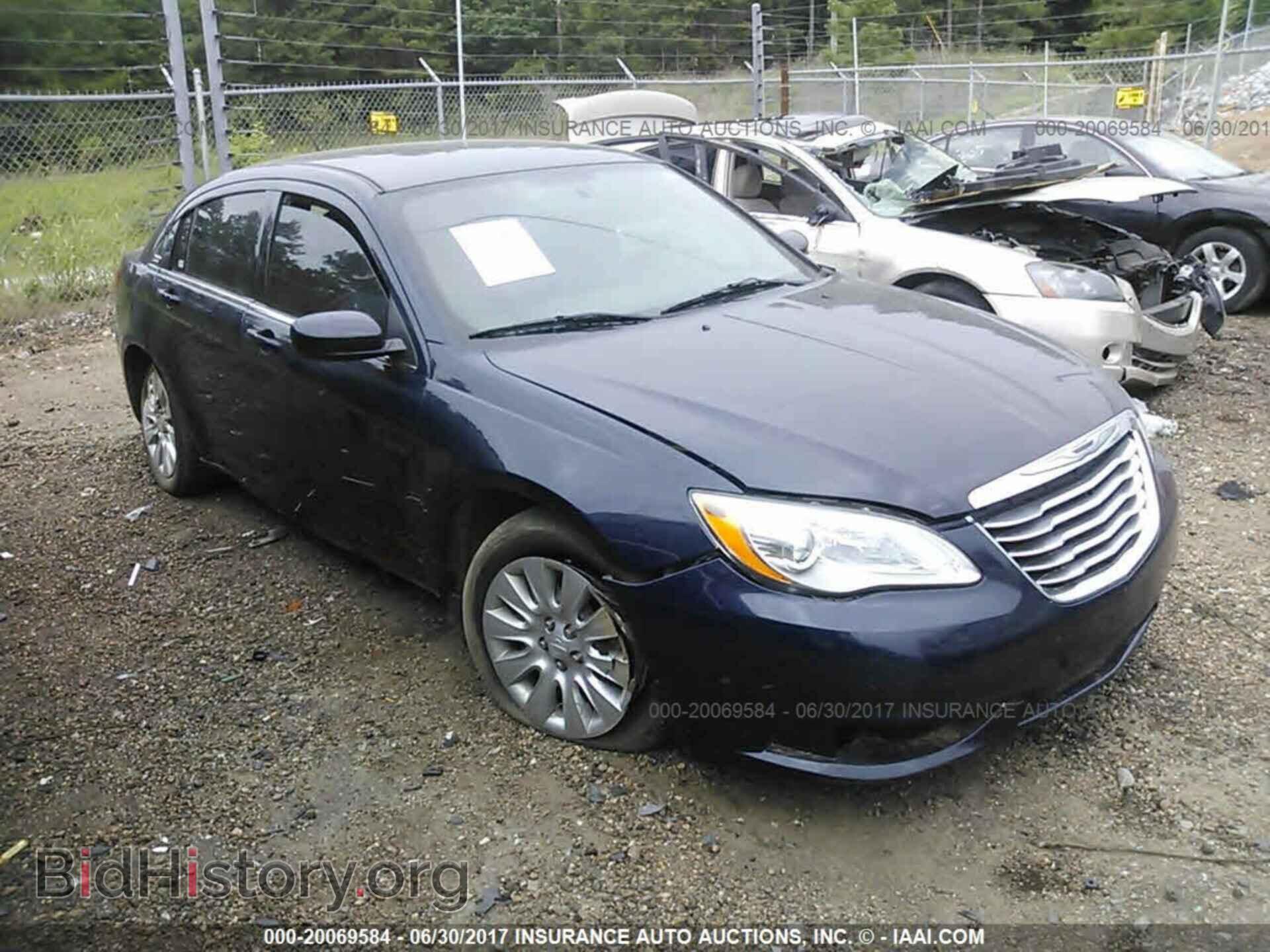 Photo 1C3CCBAB5EN143301 - Chrysler 200 2014