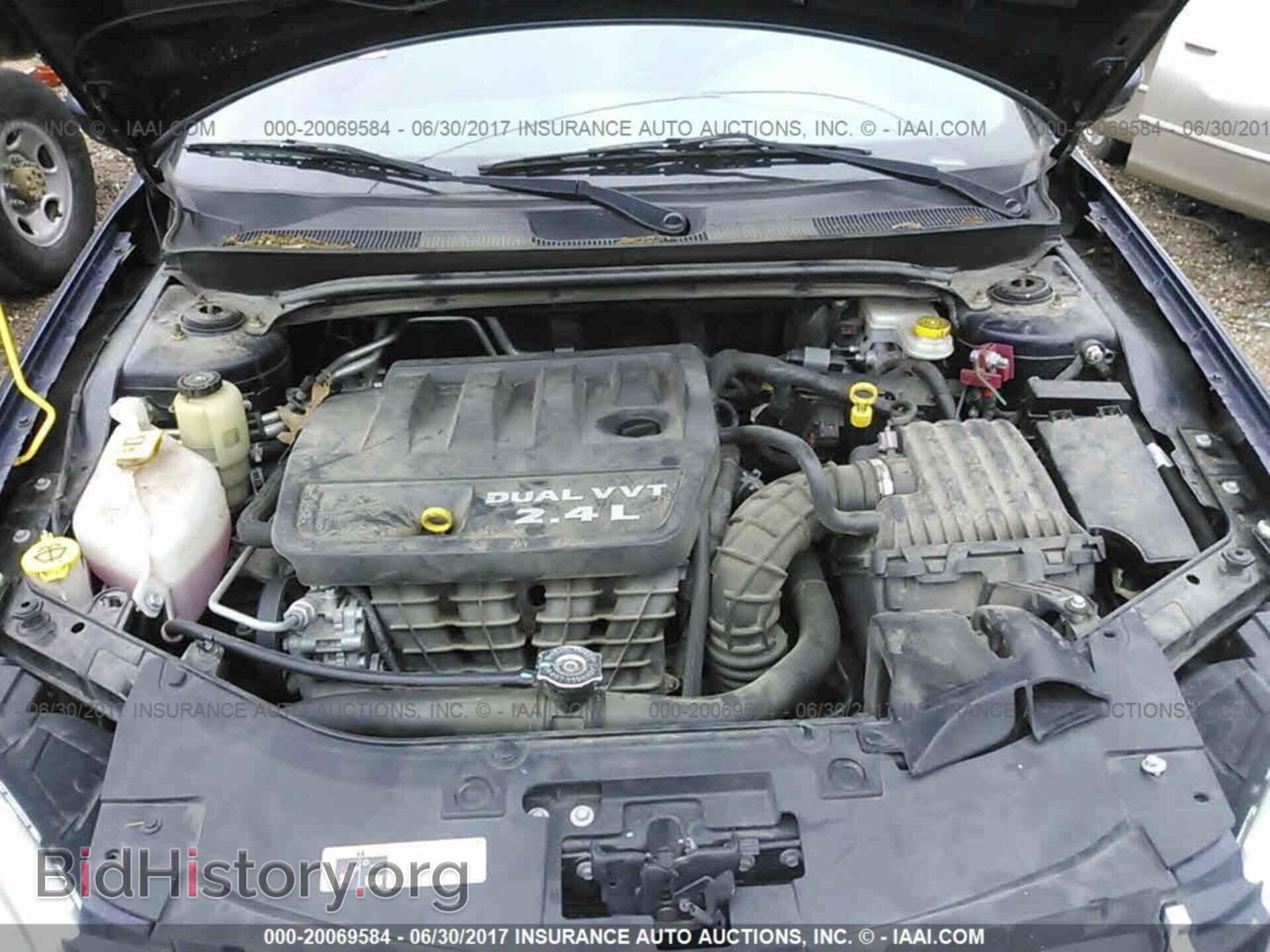 2014 Chrysler 200 - VIN: 1C3CCBAB5EN143301 - Photo 10