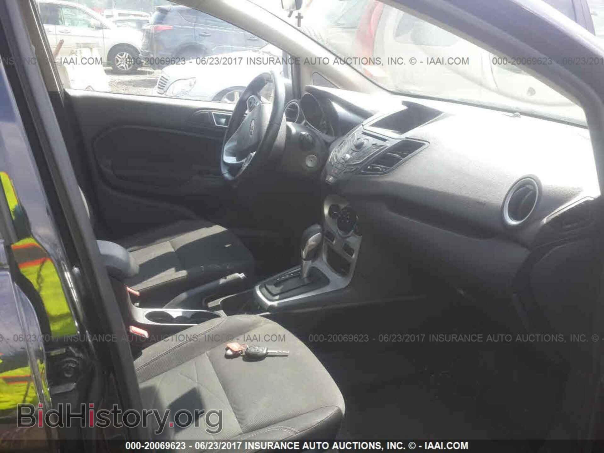 2014 Ford Fiesta - VIN: 3FADP4BJXEM142909 - Фото 5