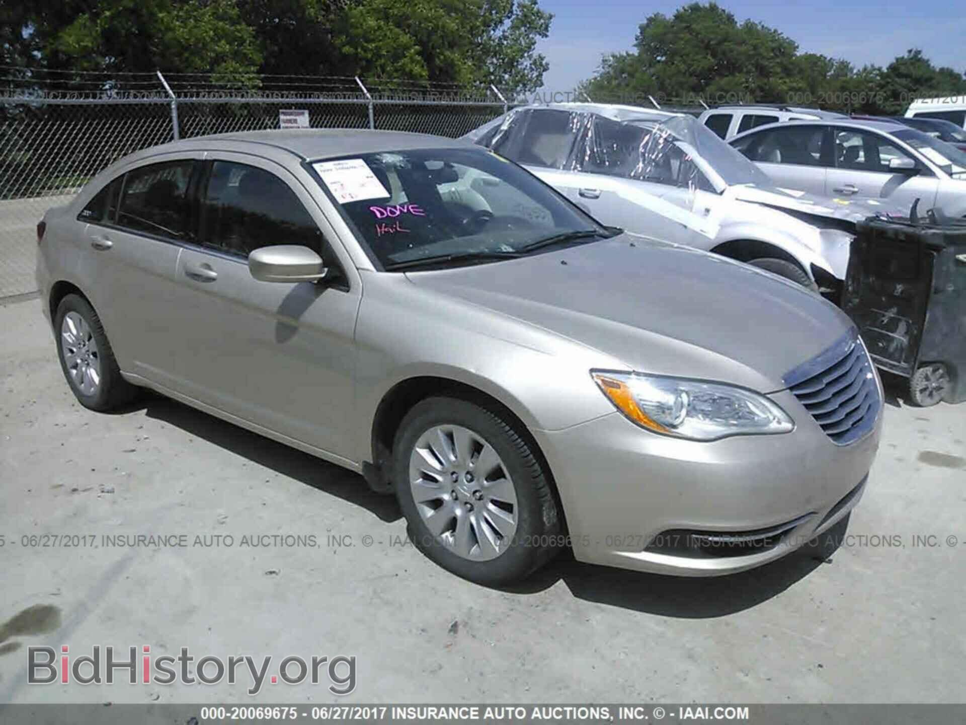 Photo 1C3CCBAB7EN236045 - Chrysler 200 2014