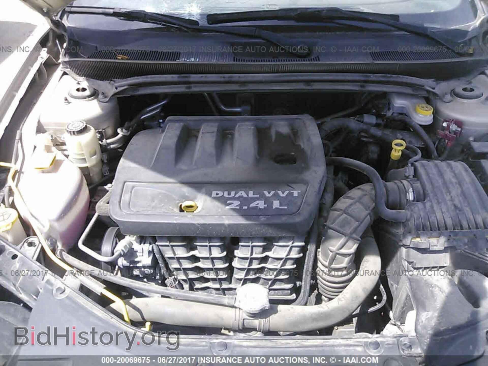 2014 Chrysler 200 - VIN: 1C3CCBAB7EN236045 - Фото 10