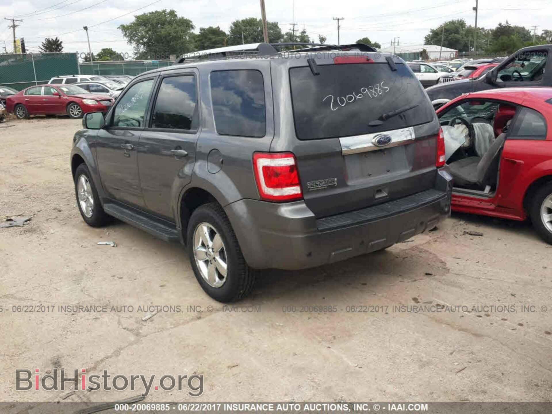 2011 Ford Escape - VIN: 1FMCU0E74BKB20345 - Фото 3