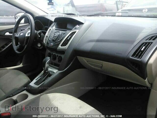 2013 Ford Focus - VIN: 1FADP3F24DL372474 - Photo 5