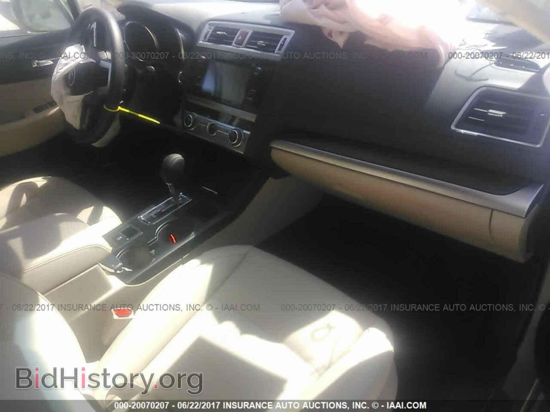 2017 Subaru Outback - VIN: 4S4BSANC8H3393263 - Фото 5