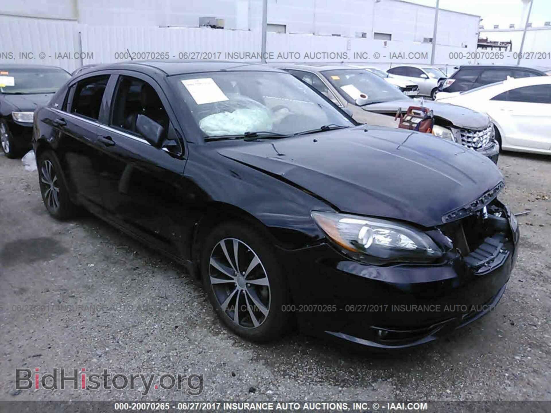 Photo 1C3CCBCG8DN504687 - Chrysler 200 2013