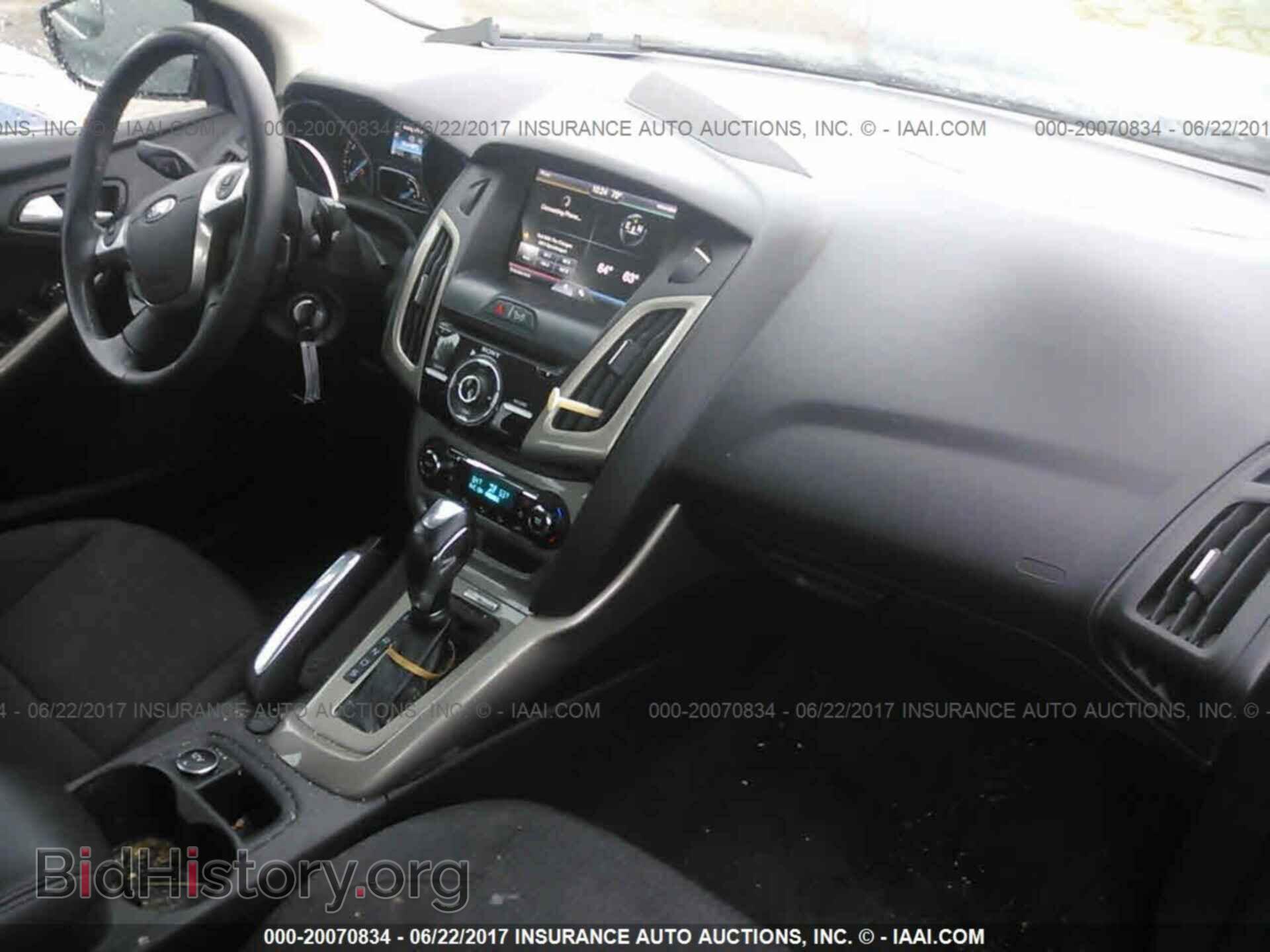 2012 Ford Focus - VIN: 1FAHP3H29CL452799 - Photo 5