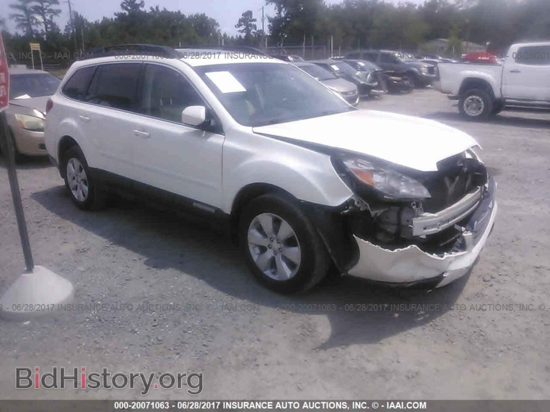 Фотография 4S4BRCKC7B3380023 - Subaru Outback 2011
