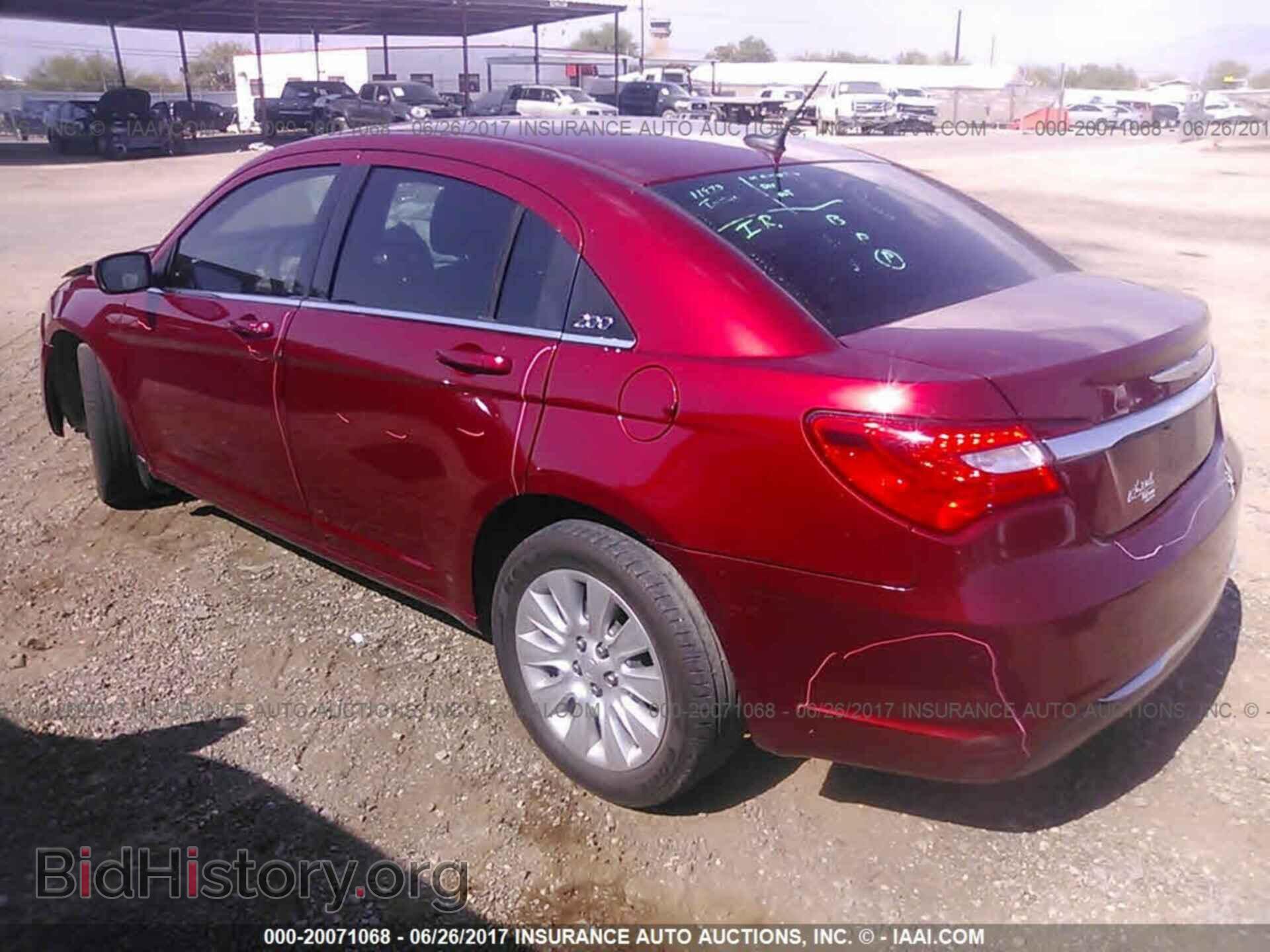 2014 Chrysler 200 - VIN: 1C3CCBAB2EN141666 - Photo 3